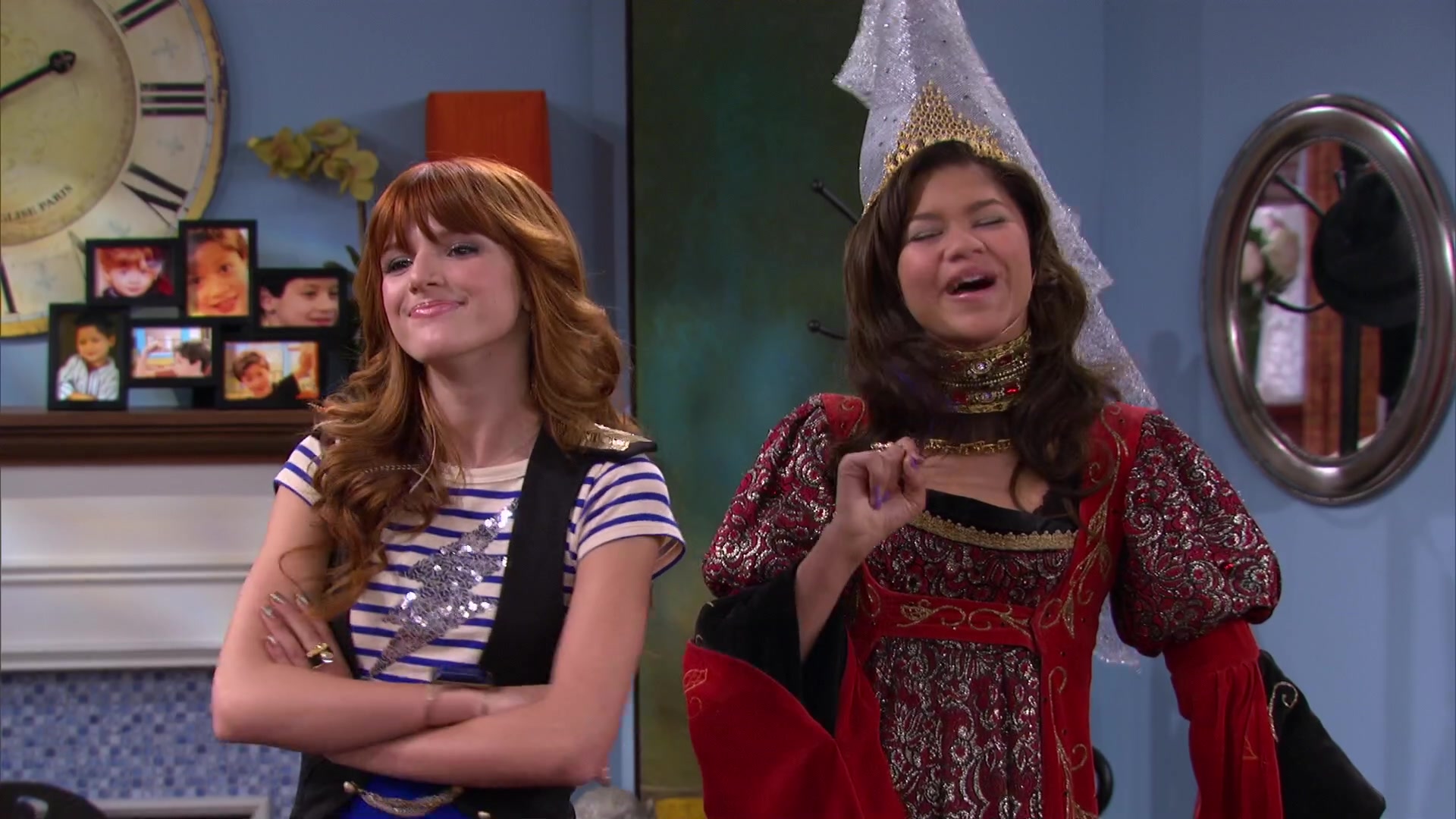 Shake_It_Up_S02E04_Beam_It_Up_1080p_BTD_002841.jpg
