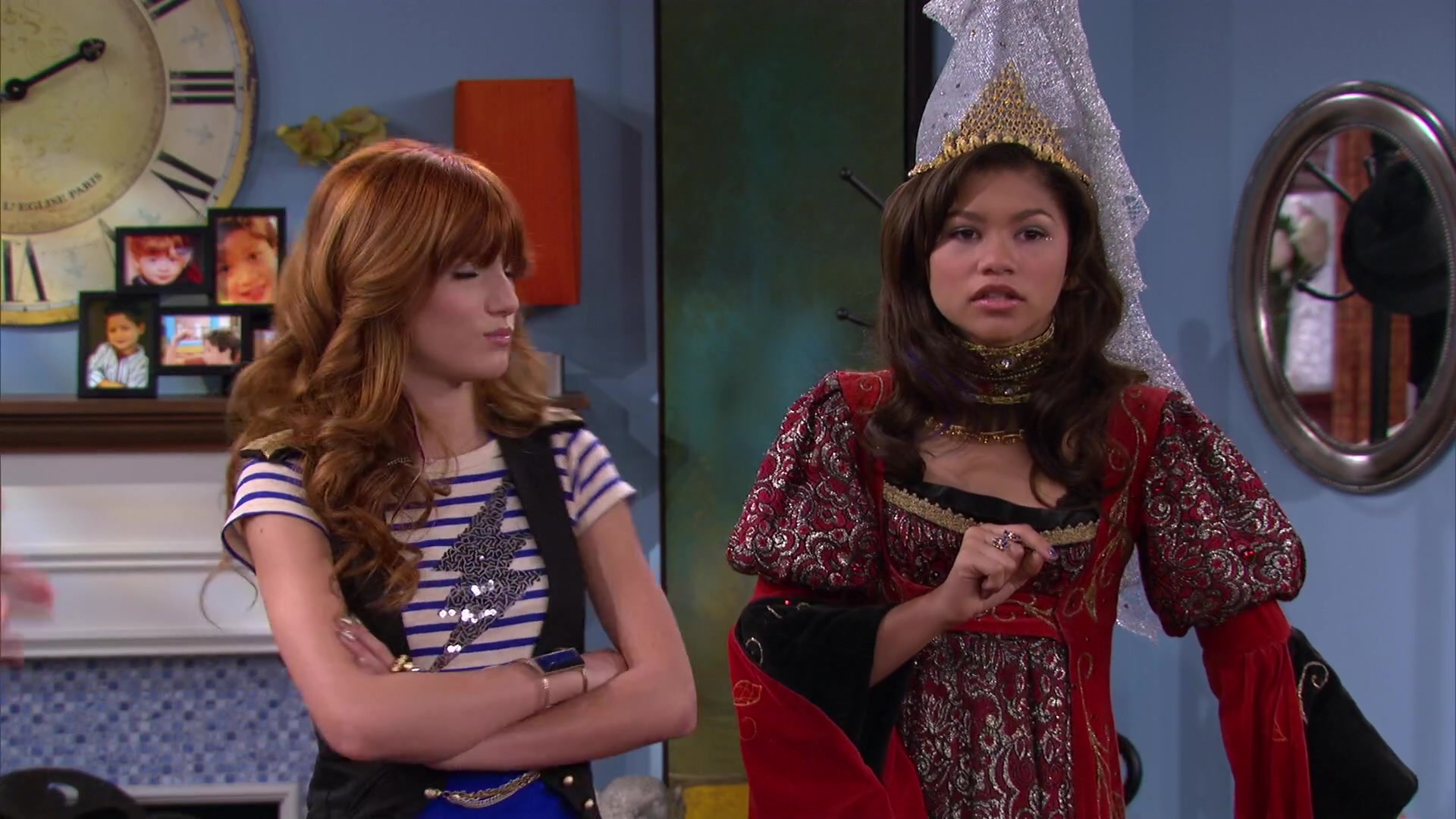 Shake_It_Up_S02E04_Beam_It_Up_1080p_BTD_002858.jpg