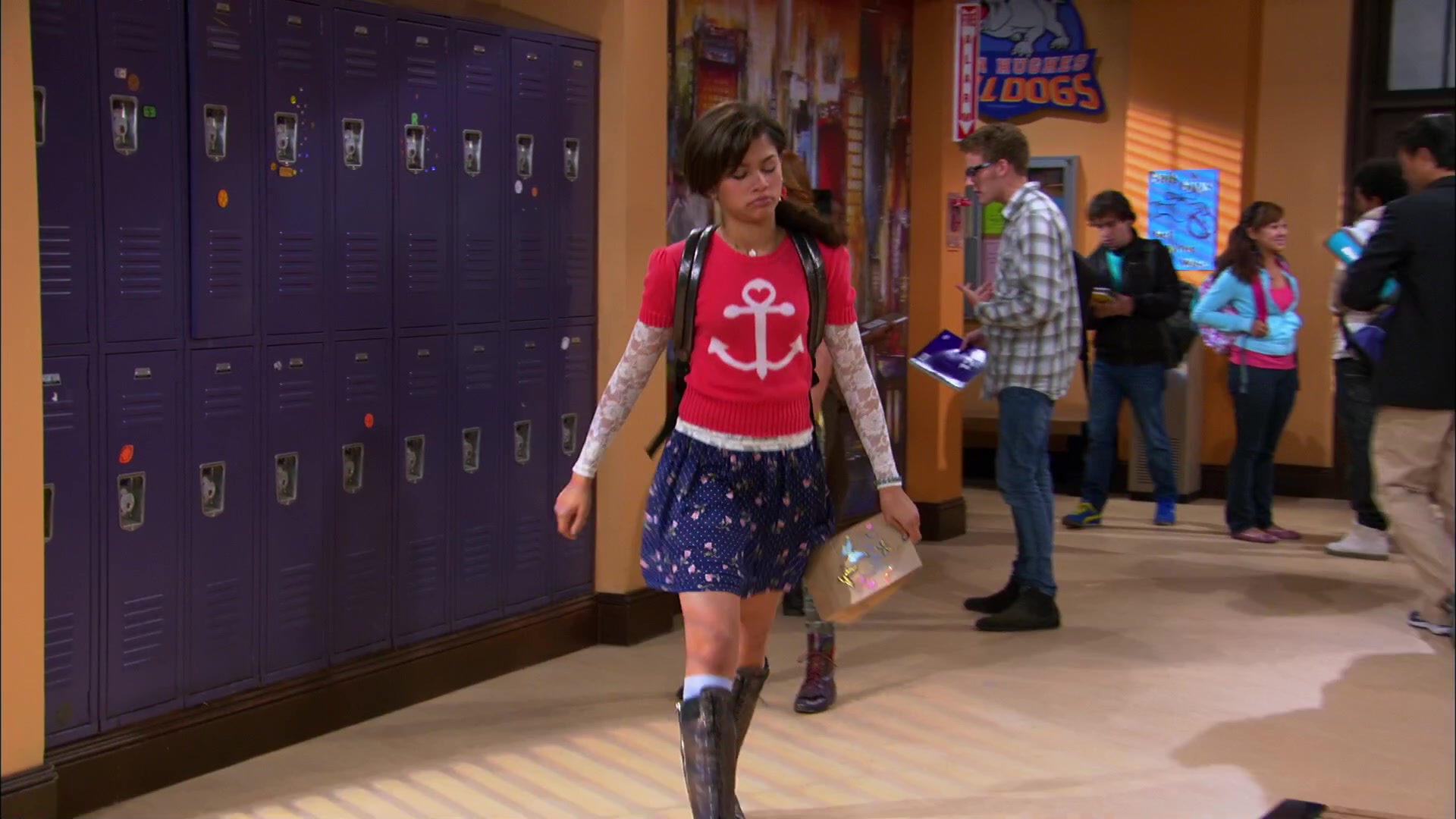Shake_It_Up_S02E05_Doctor_It_Up_1080p_BTD_000047.jpg