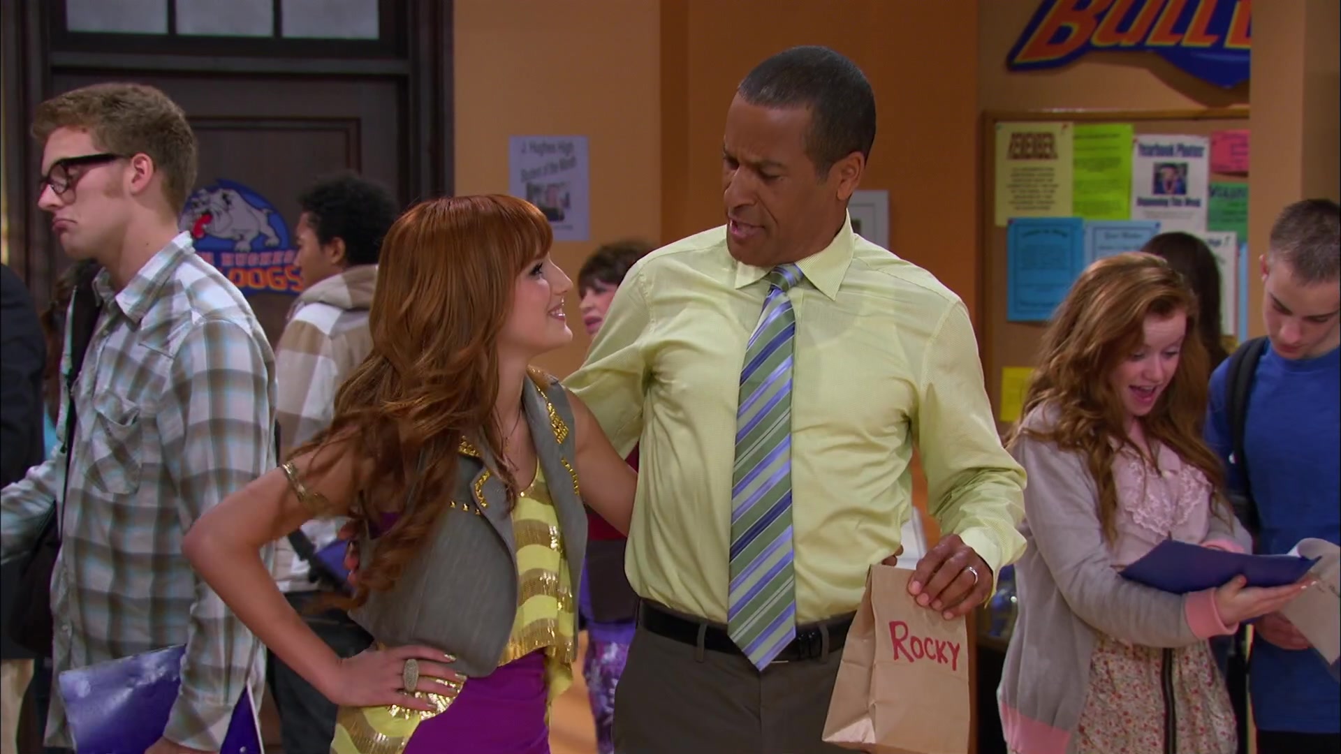 Shake_It_Up_S02E05_Doctor_It_Up_1080p_BTD_000060.jpg