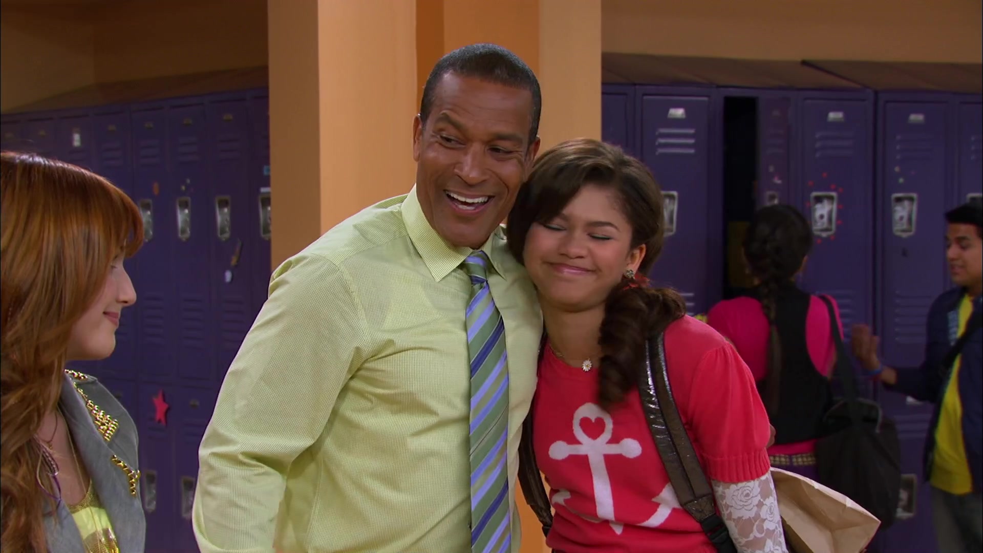 Shake_It_Up_S02E05_Doctor_It_Up_1080p_BTD_000104.jpg Shake_It_Up_S02E05_Doctor_It_Up_1080p_BTD_000104.jpg