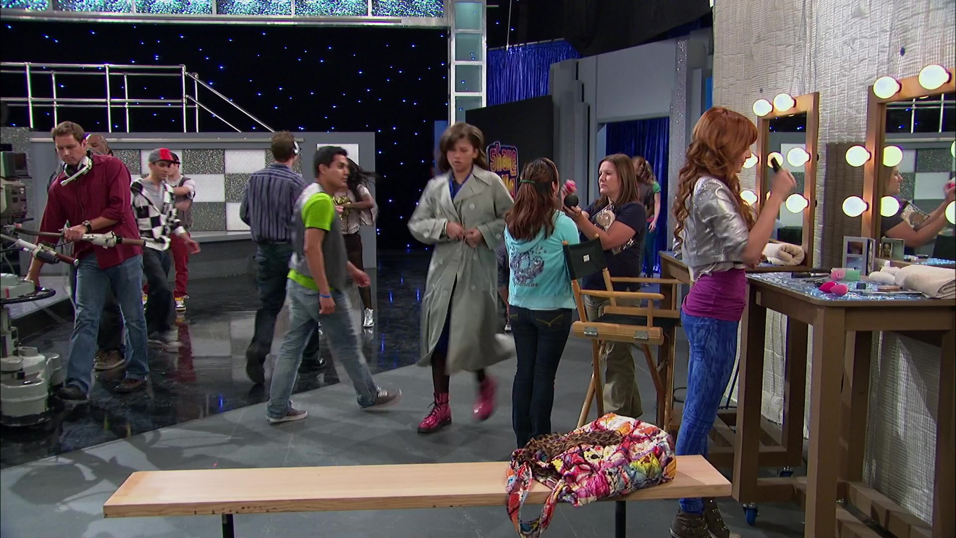 Shake_It_Up_S02E05_Doctor_It_Up_1080p_BTD_001214.jpg