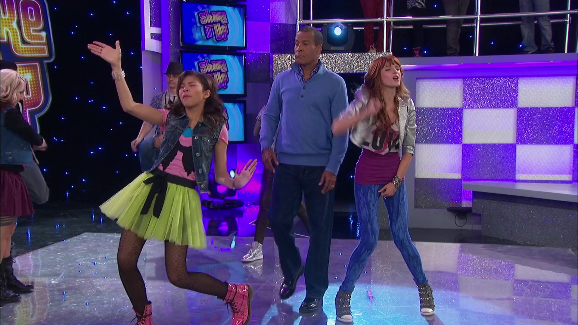 Shake_It_Up_S02E05_Doctor_It_Up_1080p_BTD_001518.jpg Shake_It_Up_S02E05_Doctor_It_Up_1080p_BTD_001518.jpg