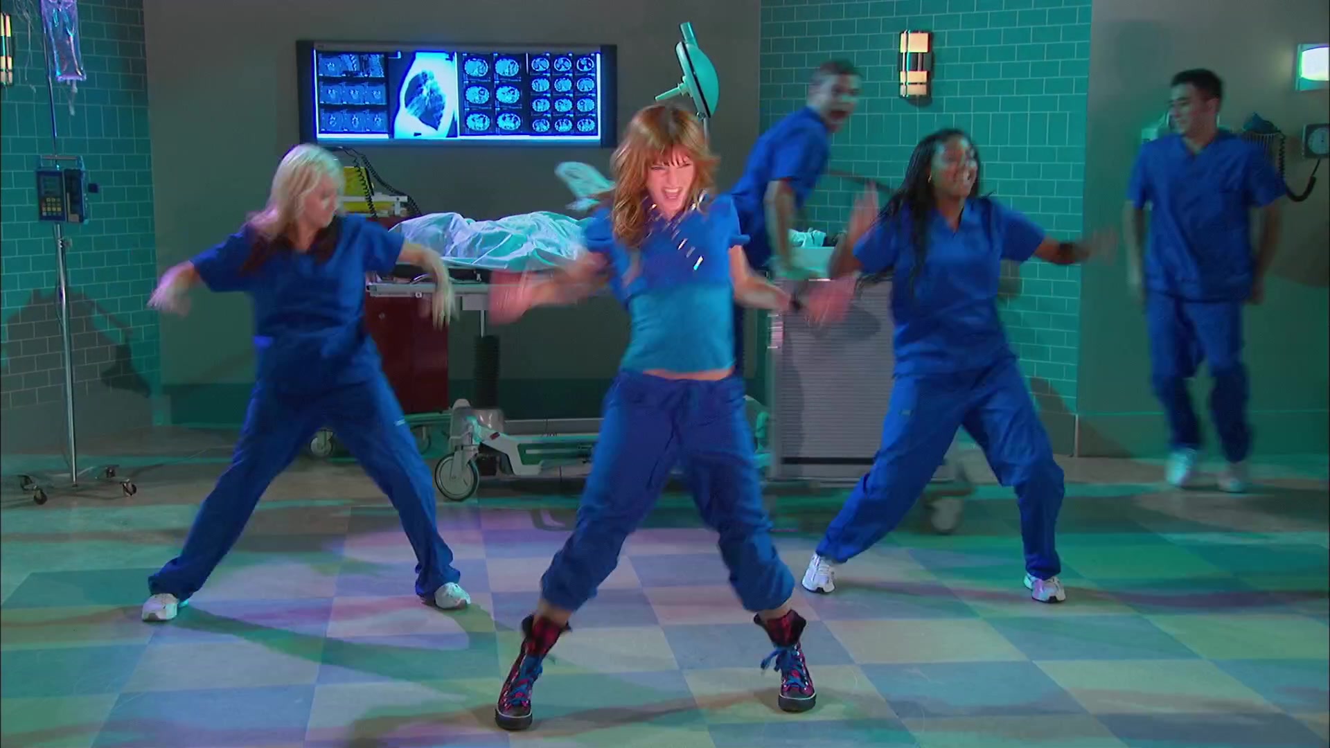 Shake_It_Up_S02E05_Doctor_It_Up_1080p_BTD_002341.jpg Shake_It_Up_S02E05_Doctor_It_Up_1080p_BTD_002341.jpg
