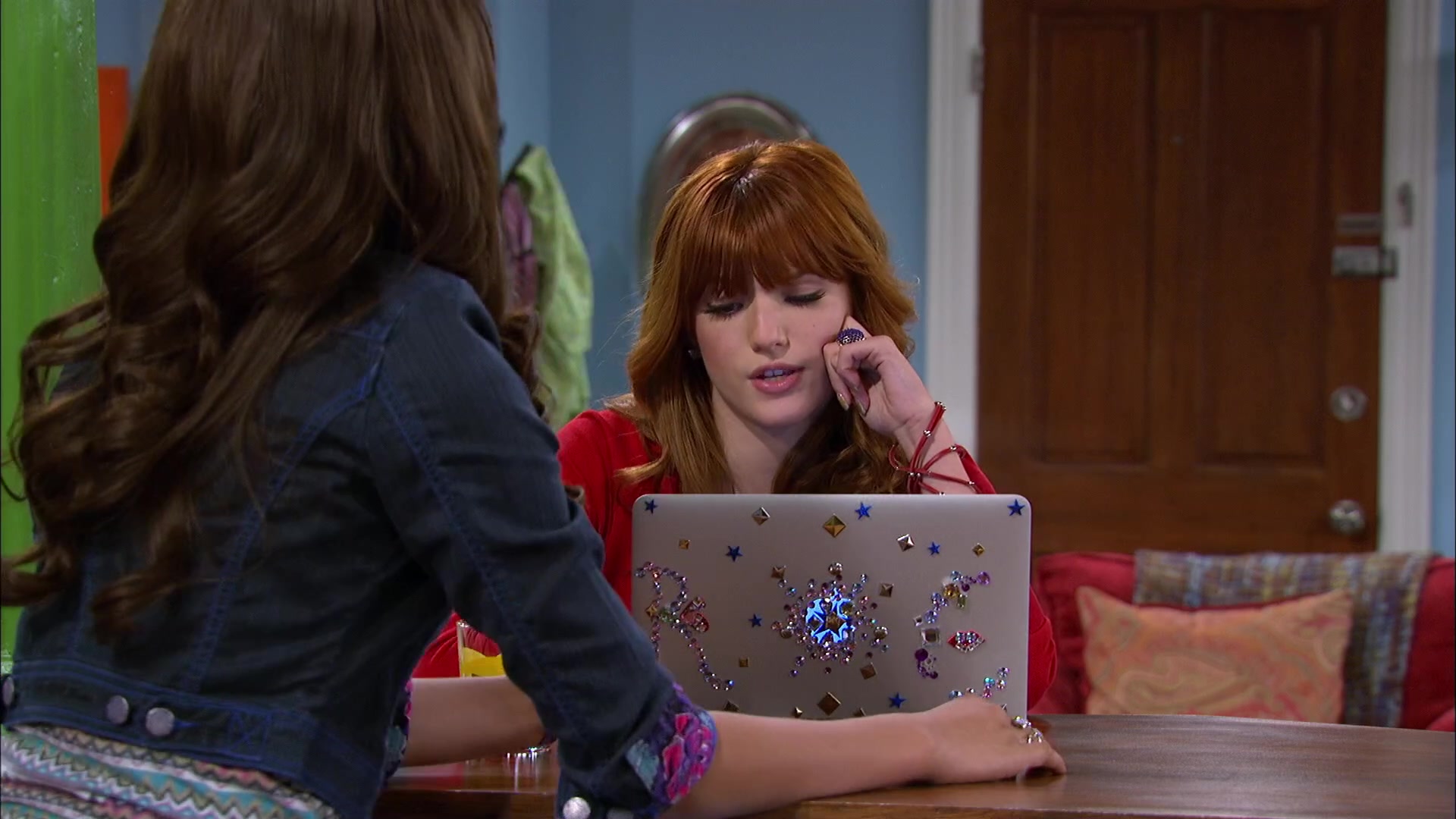 Shake_It_Up_S02E06_Review_It_Up_1080p_BTD_000171.jpg