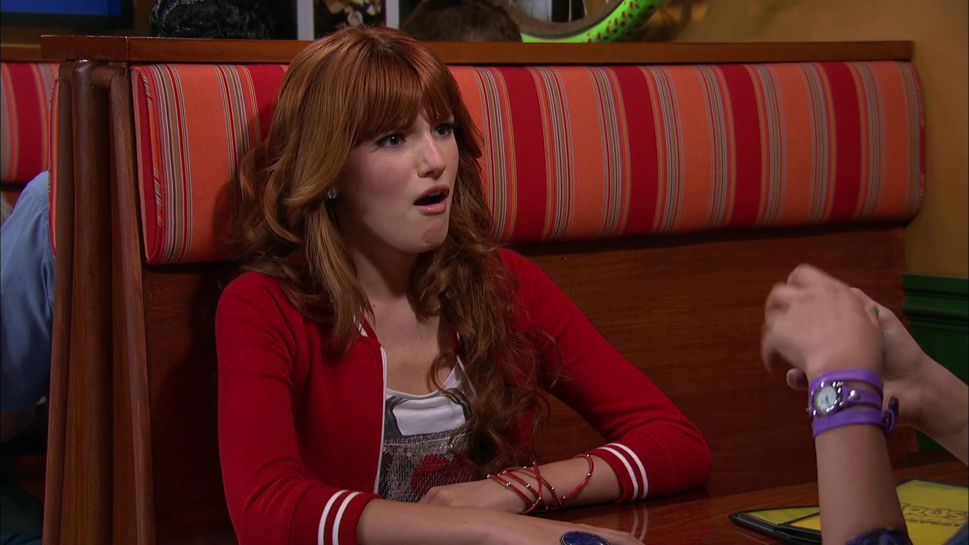 Shake_It_Up_S02E06_Review_It_Up_1080p_BTD_000935.jpg