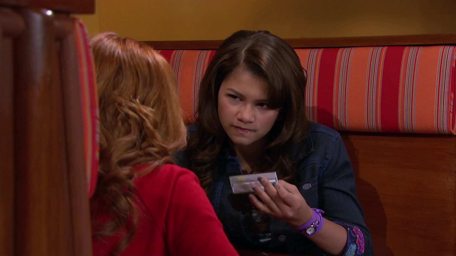 Shake_It_Up_S02E06_Review_It_Up_1080p_BTD_000951.jpg