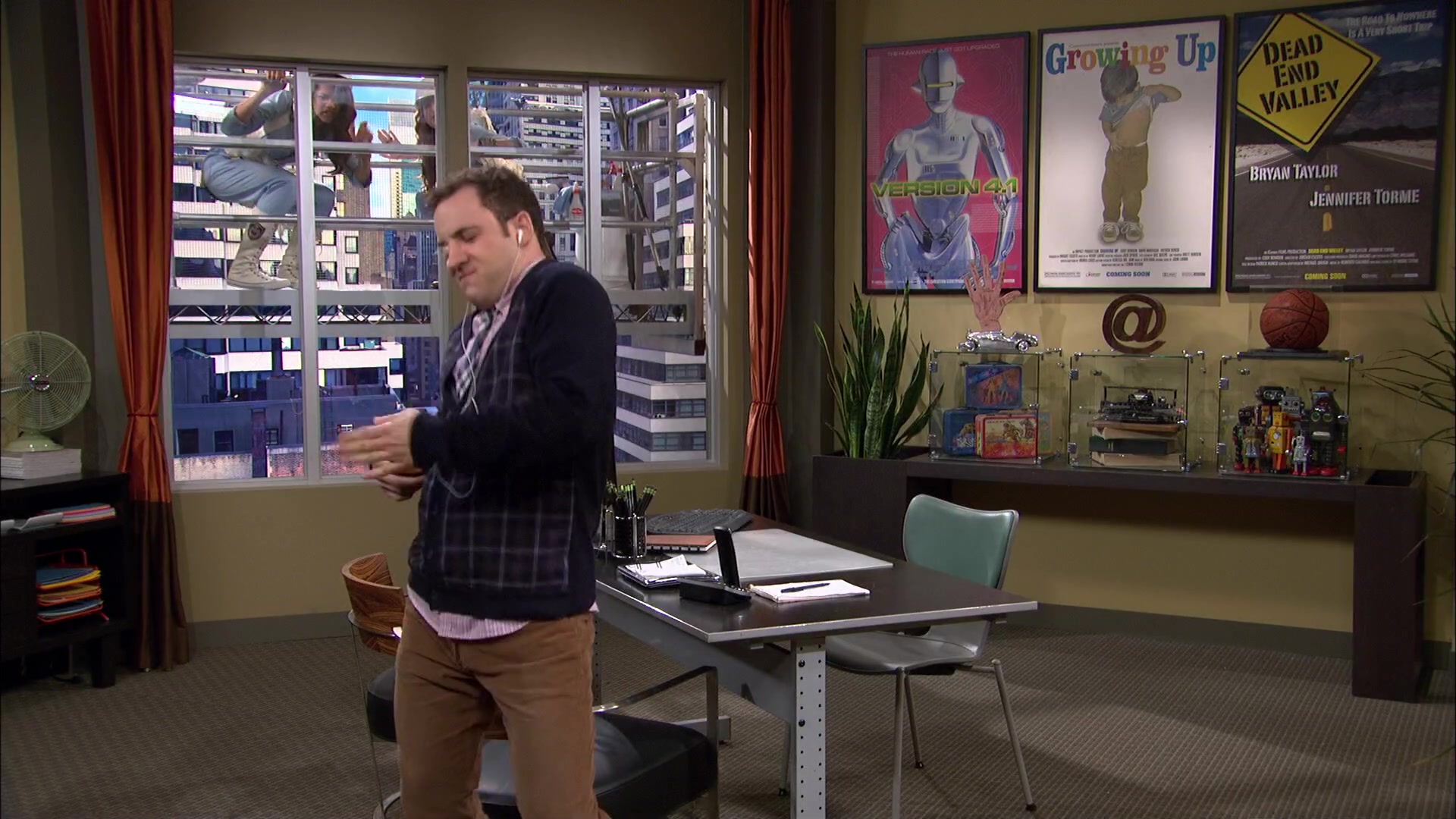 Shake_It_Up_S02E06_Review_It_Up_1080p_BTD_000974.jpg Shake_It_Up_S02E06_Review_It_Up_1080p_BTD_000974.jpg
