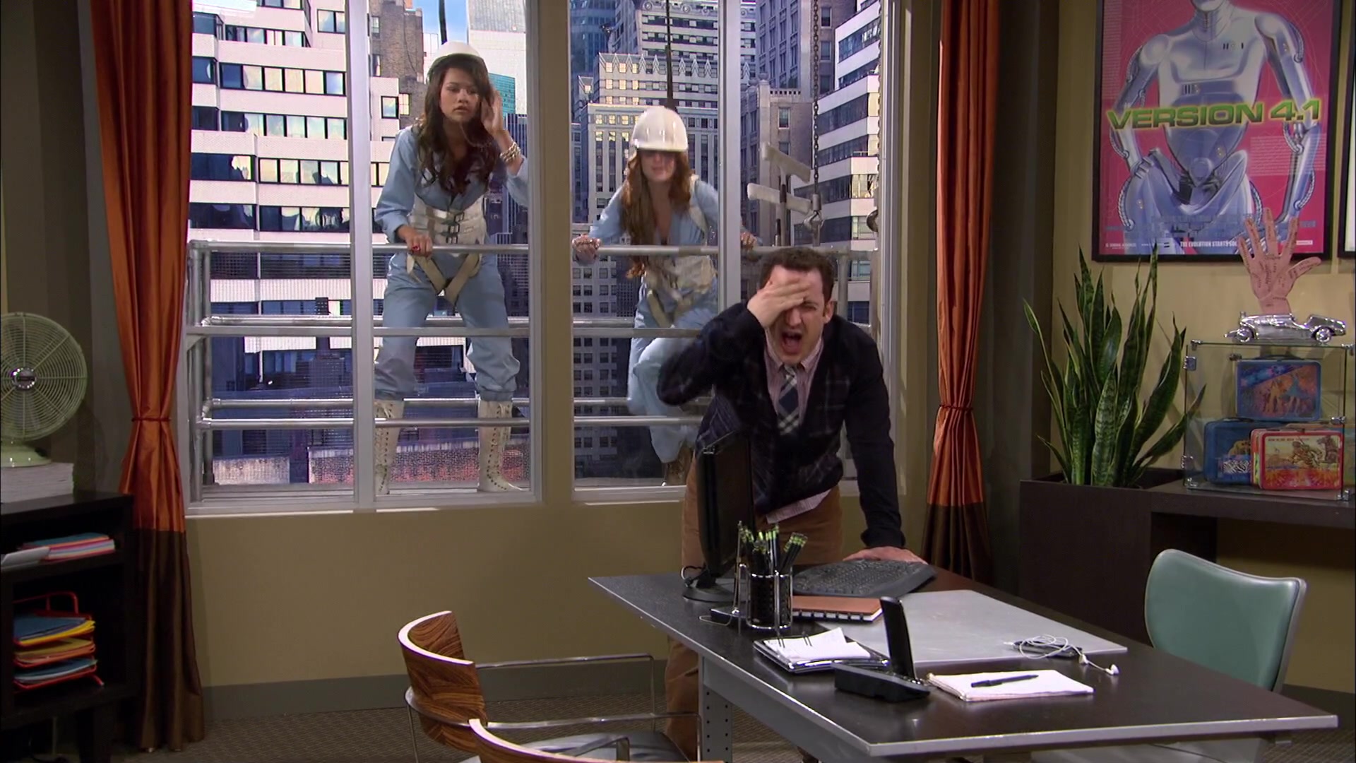 Shake_It_Up_S02E06_Review_It_Up_1080p_BTD_001138.jpg