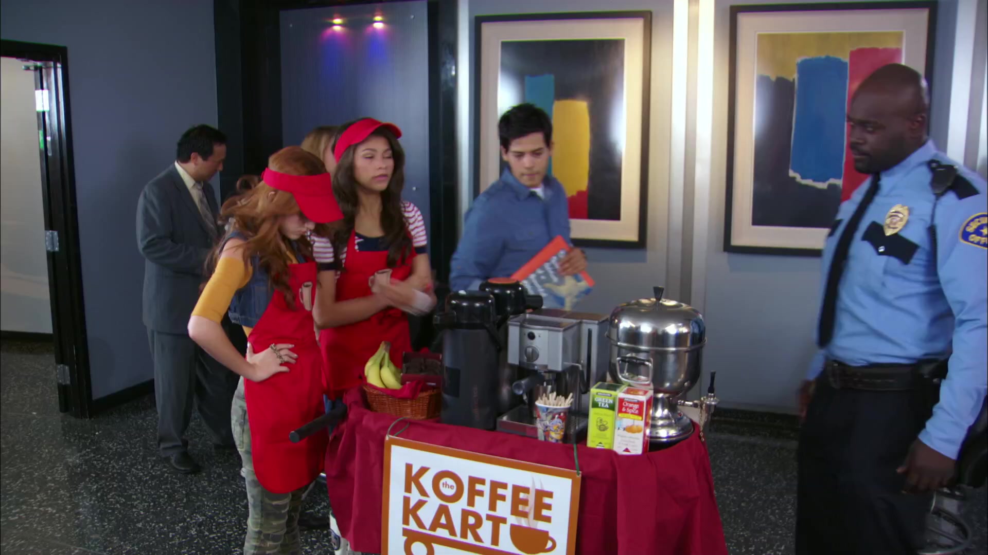 Shake_It_Up_S02E06_Review_It_Up_1080p_BTD_001486.jpg