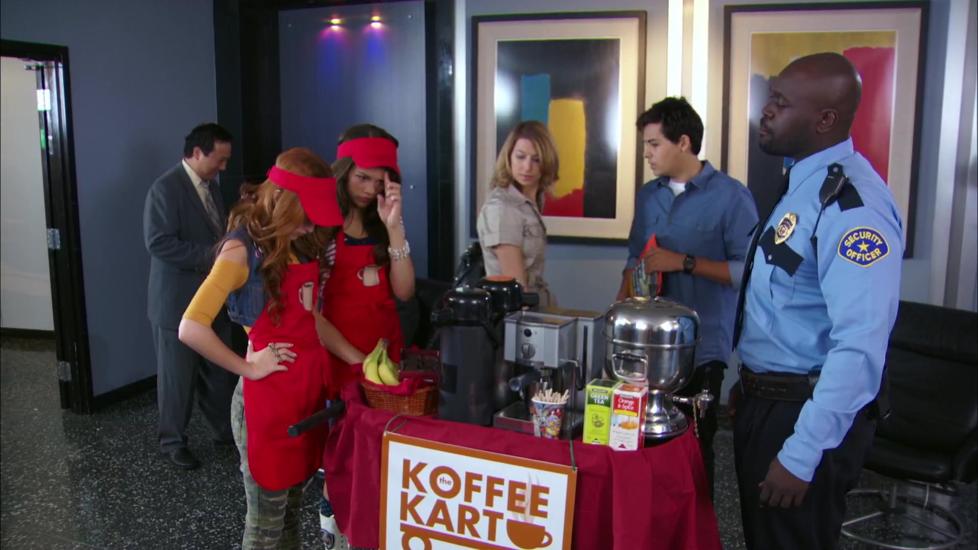 Shake_It_Up_S02E06_Review_It_Up_1080p_BTD_001490.jpg