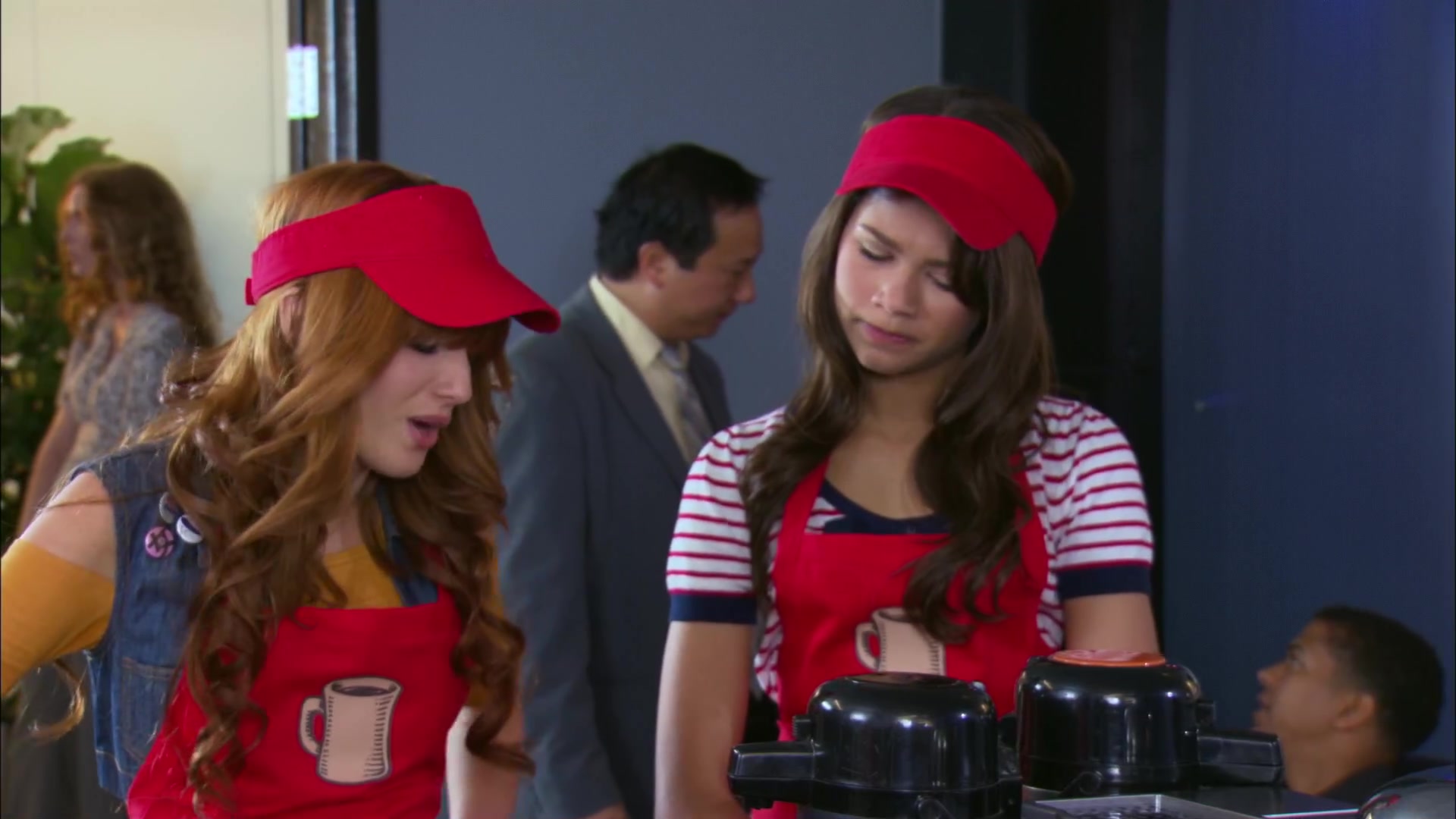 Shake_It_Up_S02E06_Review_It_Up_1080p_BTD_001512.jpg Shake_It_Up_S02E06_Review_It_Up_1080p_BTD_001512.jpg