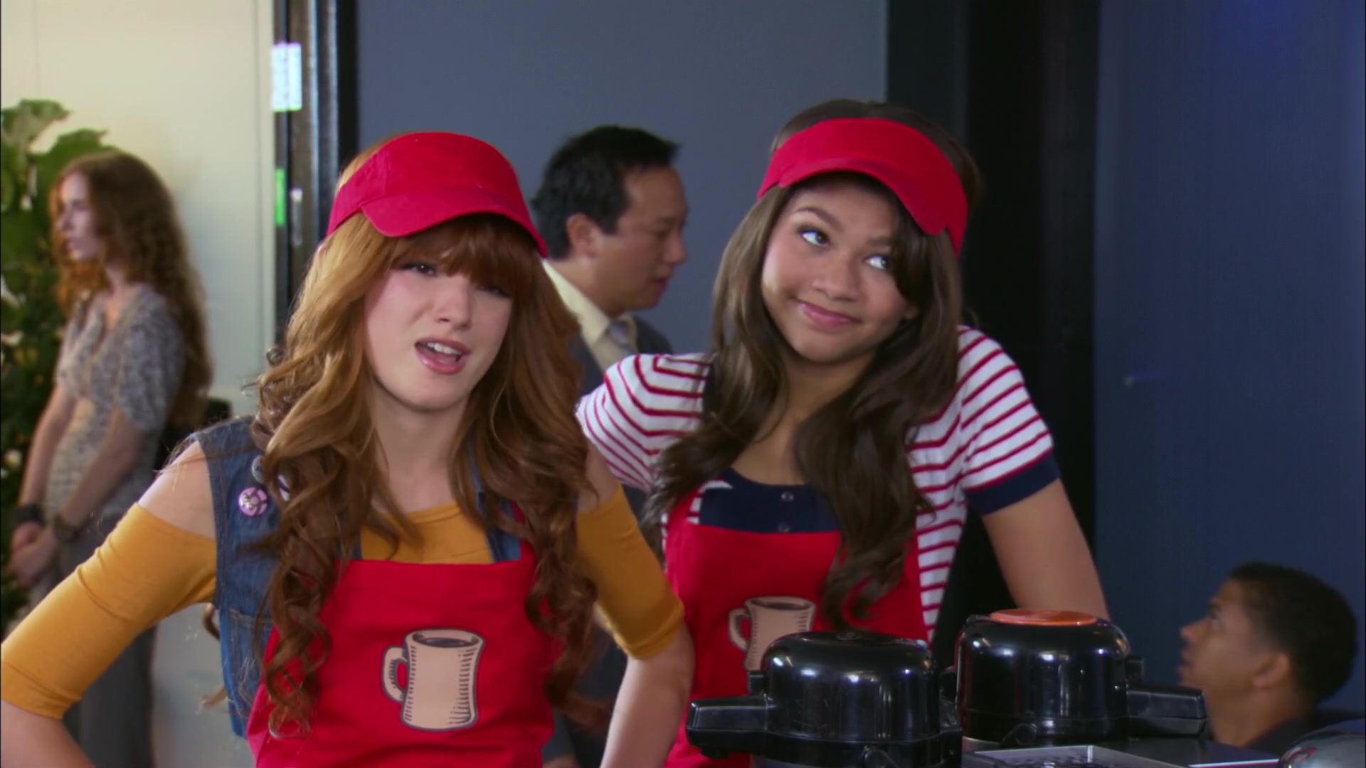Shake_It_Up_S02E06_Review_It_Up_1080p_BTD_001518.jpg
