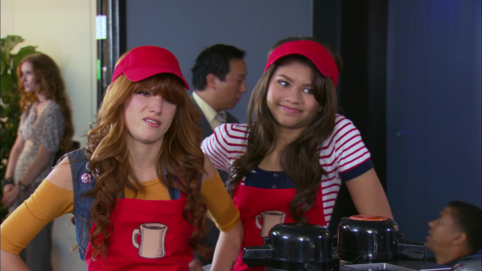 Shake_It_Up_S02E06_Review_It_Up_1080p_BTD_001519.jpg Shake_It_Up_S02E06_Review_It_Up_1080p_BTD_001519.jpg