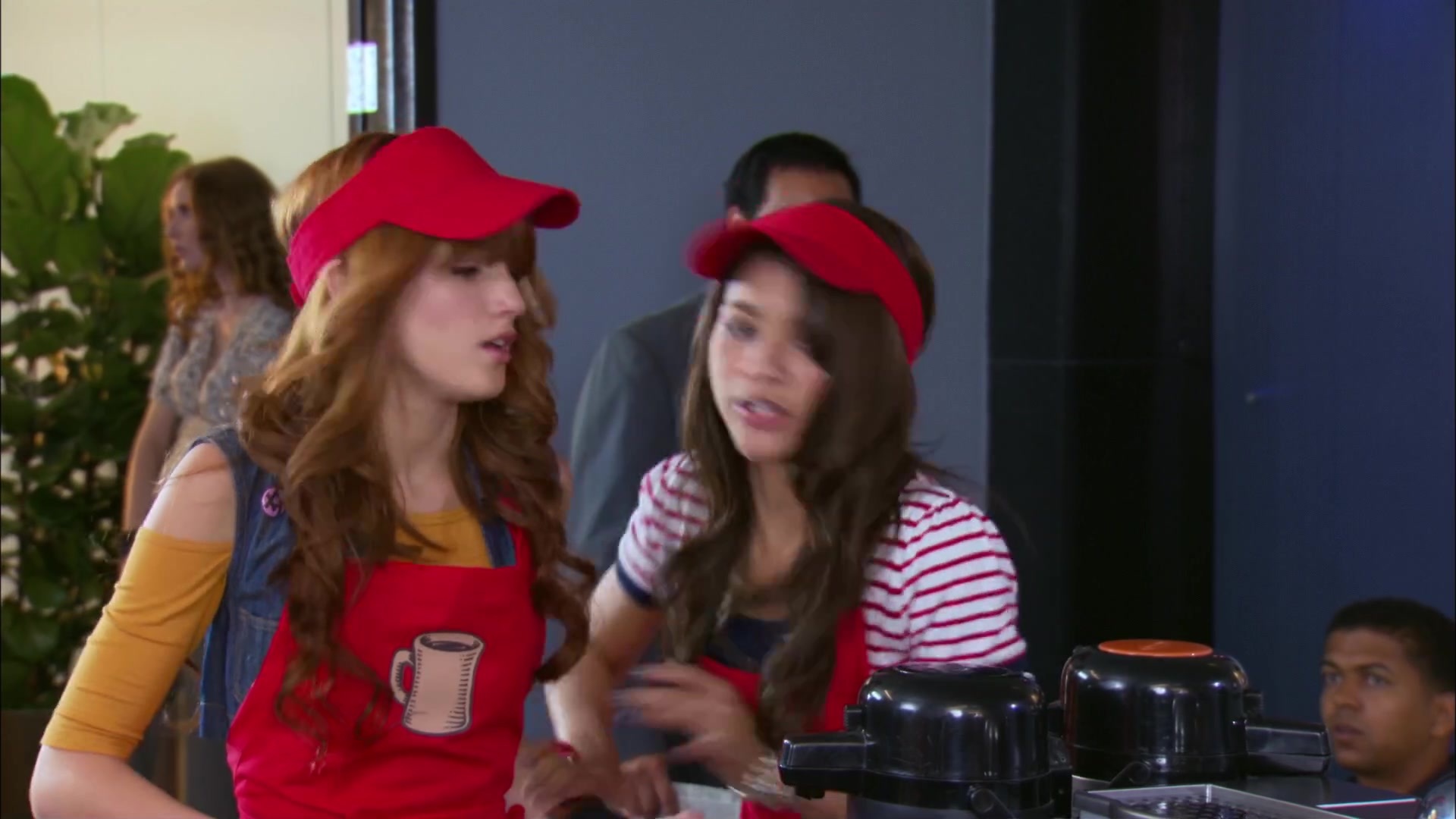 Shake_It_Up_S02E06_Review_It_Up_1080p_BTD_001540.jpg