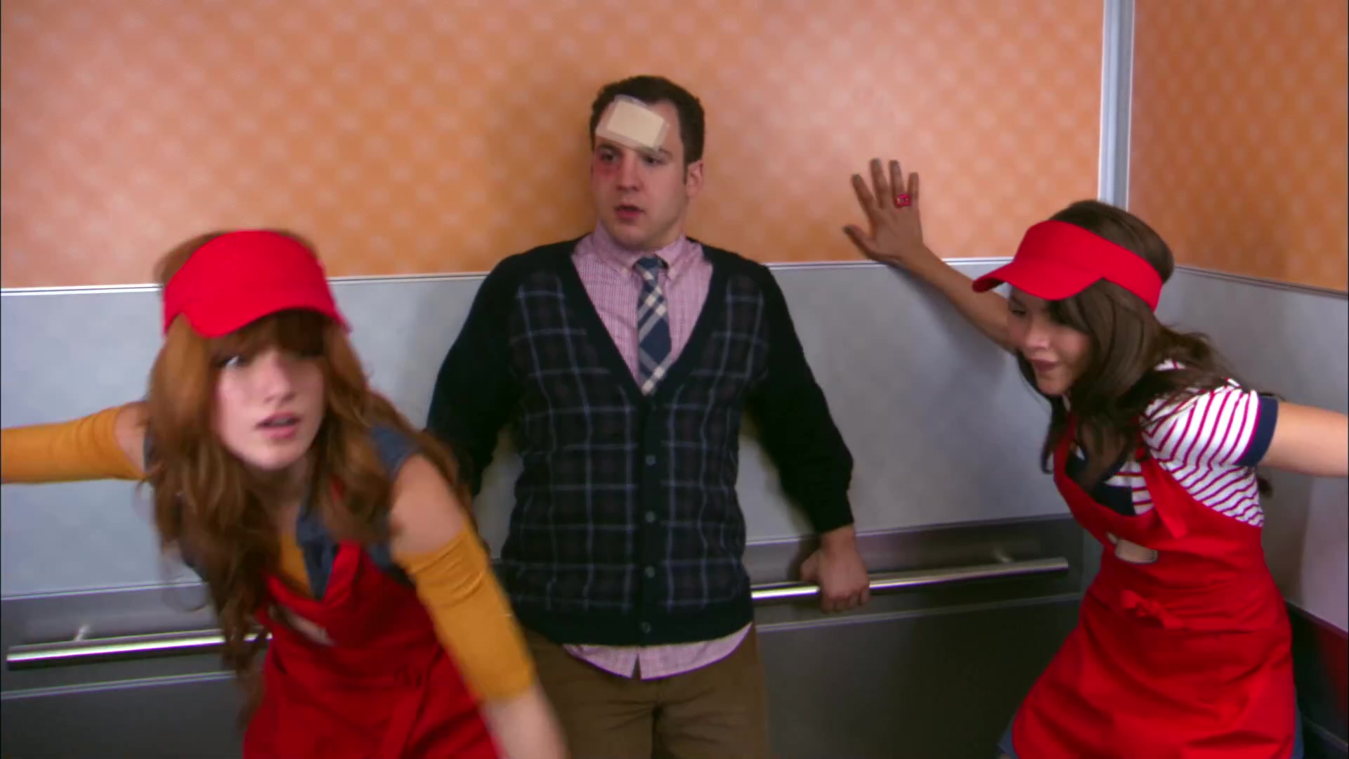 Shake_It_Up_S02E06_Review_It_Up_1080p_BTD_001645.jpg Shake_It_Up_S02E06_Review_It_Up_1080p_BTD_001645.jpg