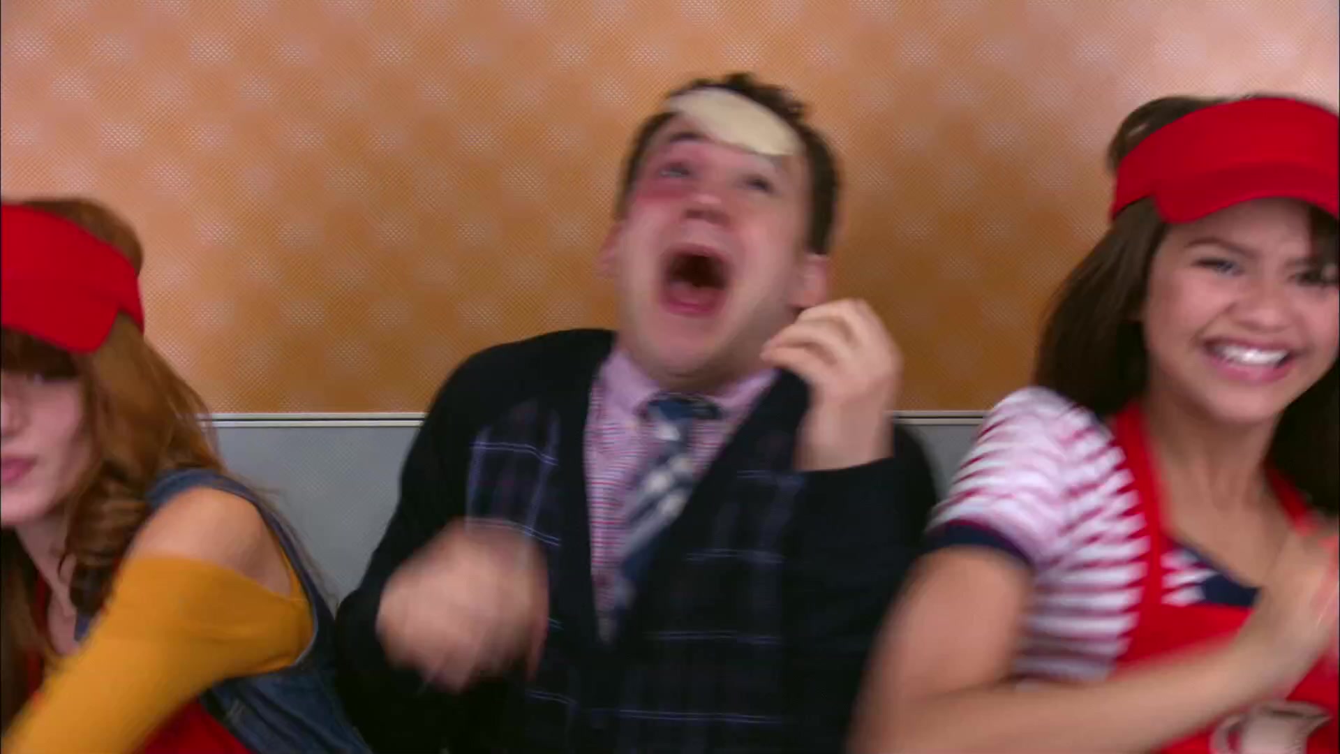 Shake_It_Up_S02E06_Review_It_Up_1080p_BTD_001689.jpg
