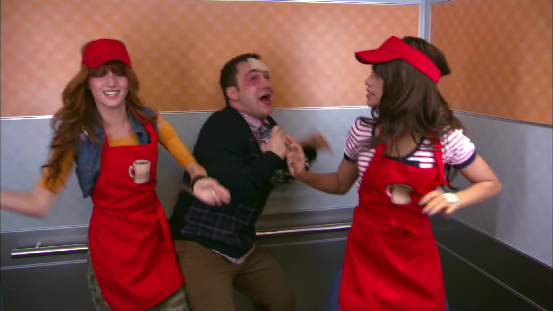 Shake_It_Up_S02E06_Review_It_Up_1080p_BTD_001697.jpg