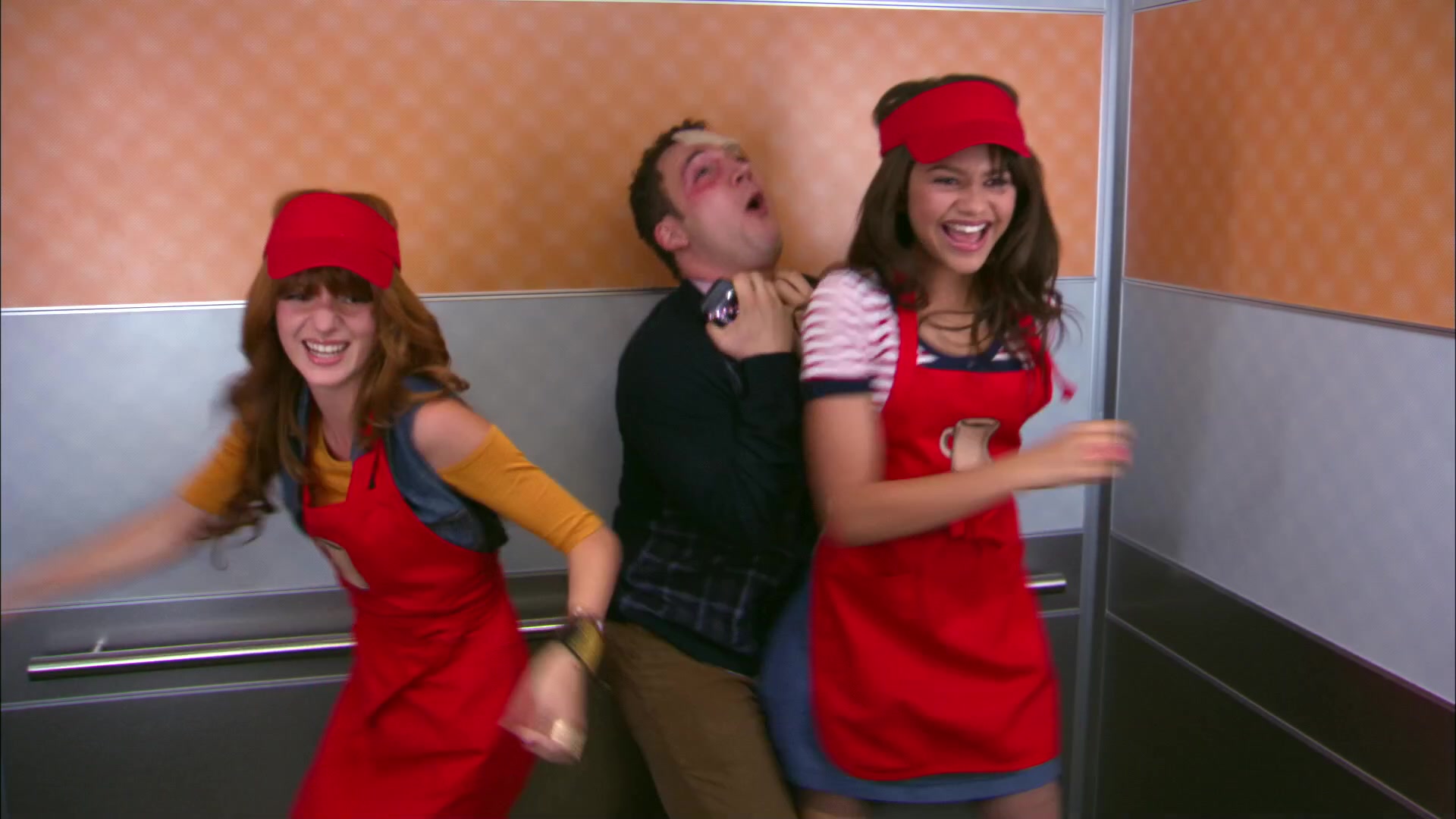 Shake_It_Up_S02E06_Review_It_Up_1080p_BTD_001699.jpg Shake_It_Up_S02E06_Review_It_Up_1080p_BTD_001699.jpg