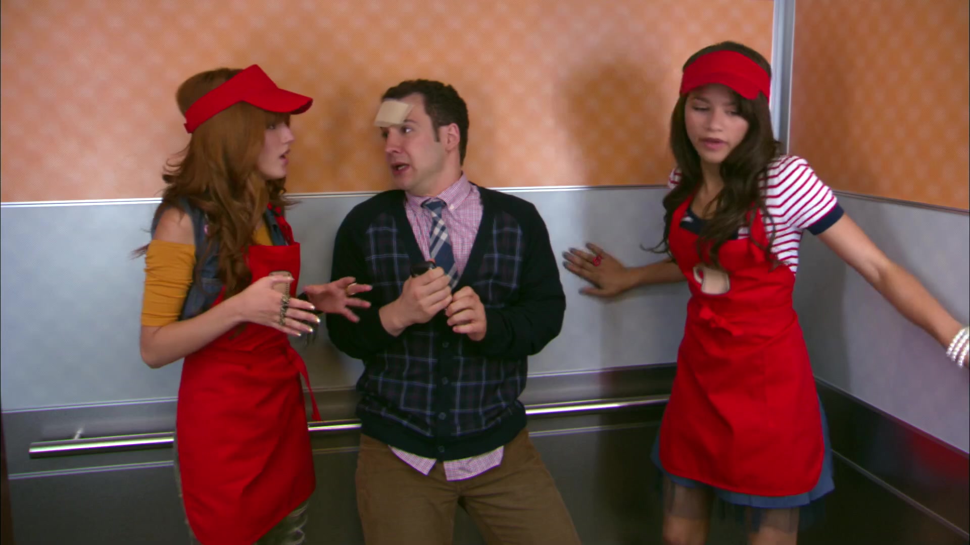 Shake_It_Up_S02E06_Review_It_Up_1080p_BTD_001740.jpg