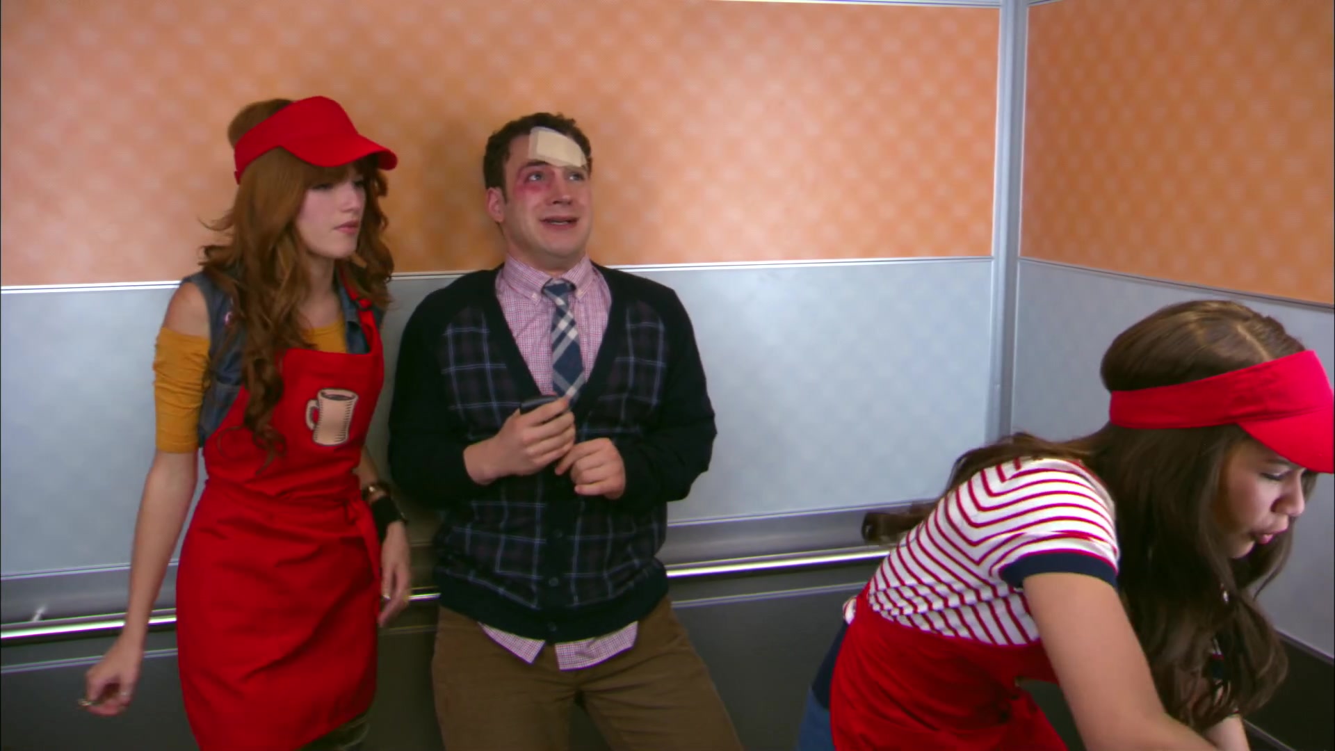 Shake_It_Up_S02E06_Review_It_Up_1080p_BTD_001744.jpg