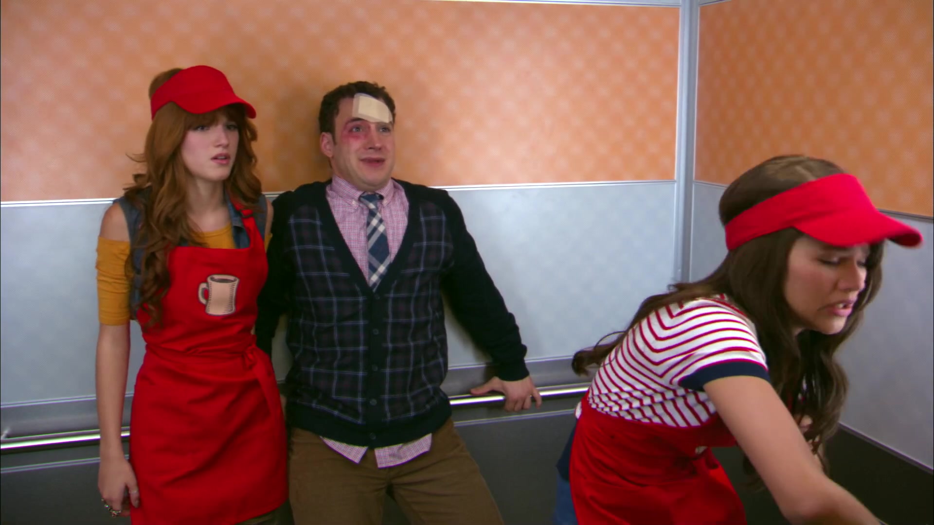 Shake_It_Up_S02E06_Review_It_Up_1080p_BTD_001747.jpg Shake_It_Up_S02E06_Review_It_Up_1080p_BTD_001747.jpg