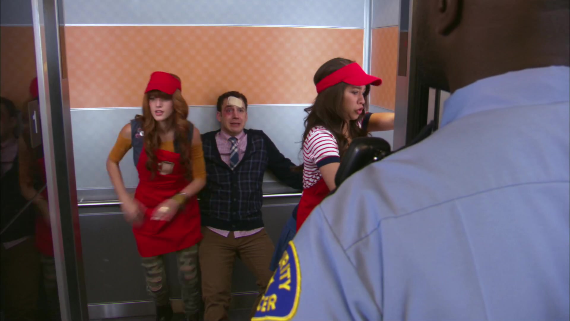 Shake_It_Up_S02E06_Review_It_Up_1080p_BTD_001757.jpg Shake_It_Up_S02E06_Review_It_Up_1080p_BTD_001757.jpg