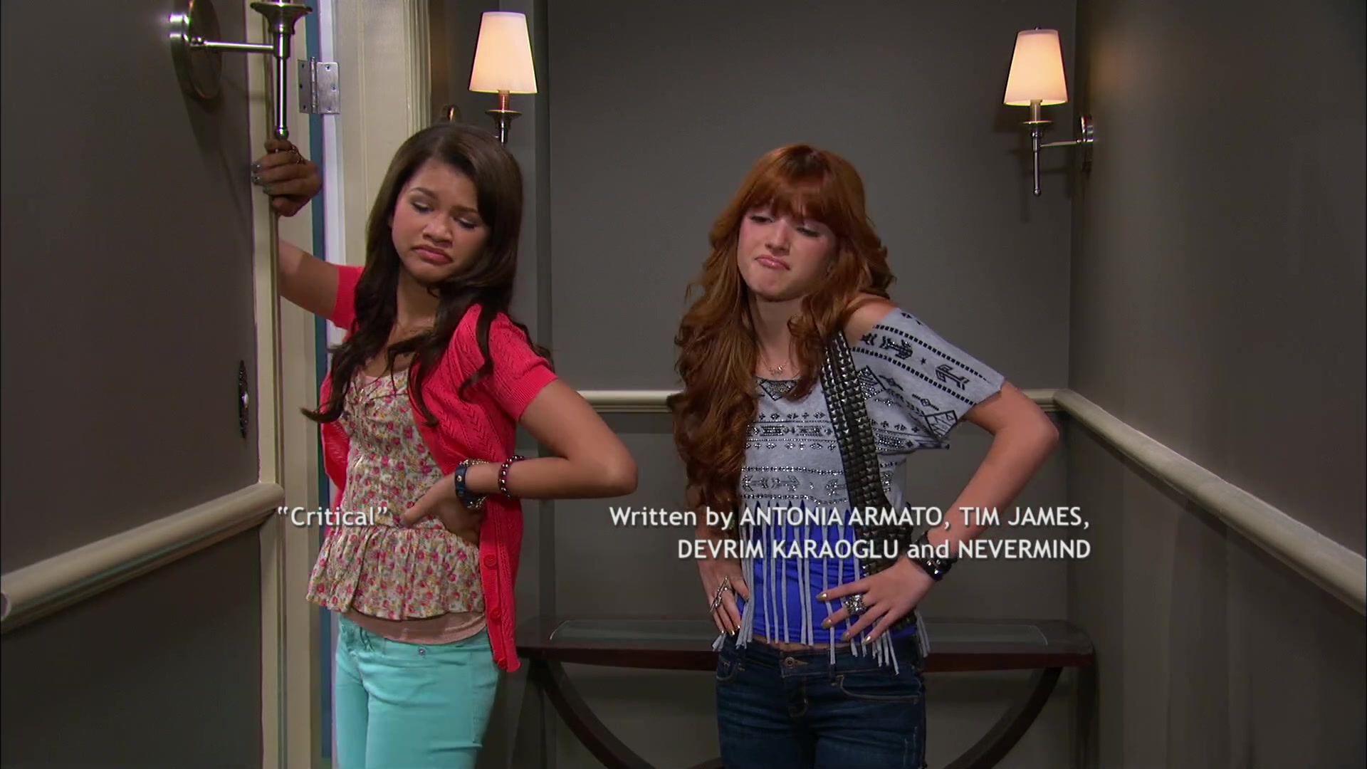 Shake_It_Up_S02E06_Review_It_Up_1080p_BTD_003219.jpg Shake_It_Up_S02E06_Review_It_Up_1080p_BTD_003219.jpg