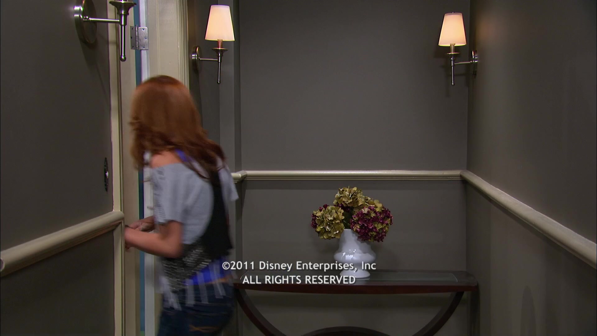 Shake_It_Up_S02E06_Review_It_Up_1080p_BTD_003223.jpg Shake_It_Up_S02E06_Review_It_Up_1080p_BTD_003223.jpg