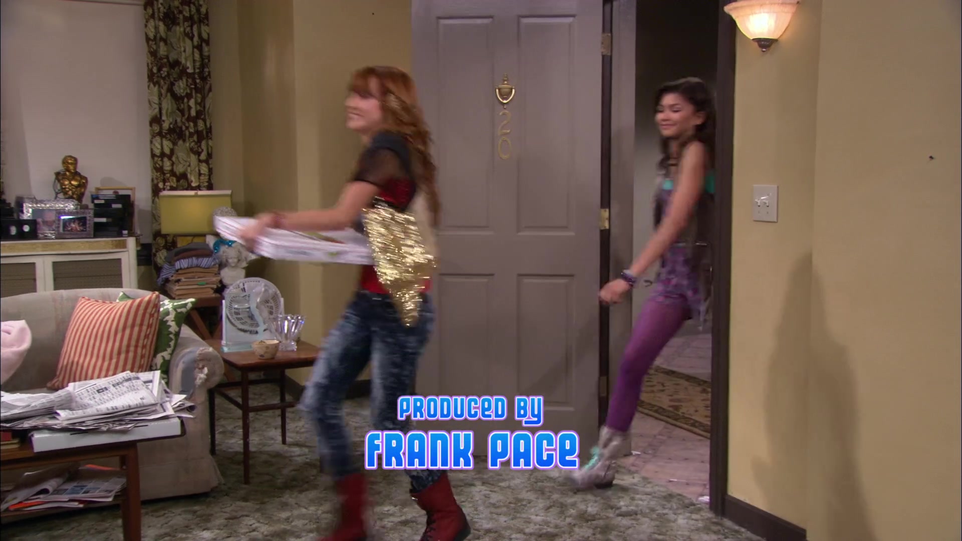Shake_It_Up_S02E07_Double_Pegasus_It_Up_1080p_BTD_000503.jpg Shake_It_Up_S02E07_Double_Pegasus_It_Up_1080p_BTD_000503.jpg