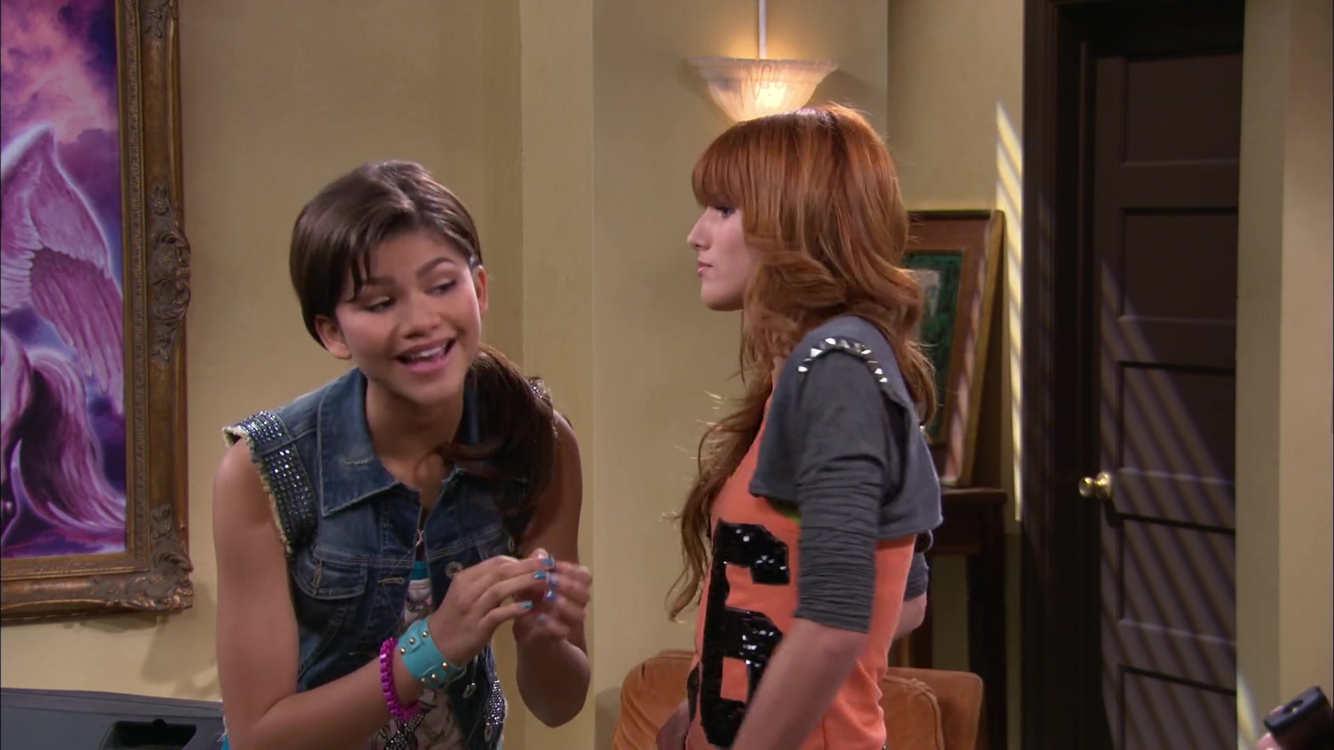 Shake_It_Up_S02E07_Double_Pegasus_It_Up_1080p_BTD_001223.jpg Shake_It_Up_S02E07_Double_Pegasus_It_Up_1080p_BTD_001223.jpg