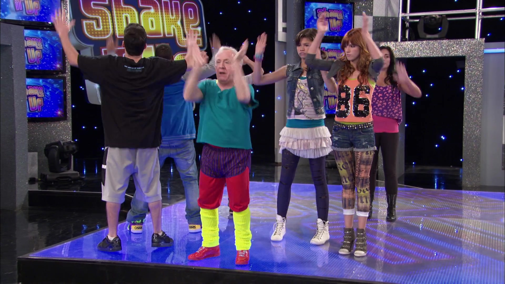 Shake_It_Up_S02E07_Double_Pegasus_It_Up_1080p_BTD_001449.jpg Shake_It_Up_S02E07_Double_Pegasus_It_Up_1080p_BTD_001449.jpg