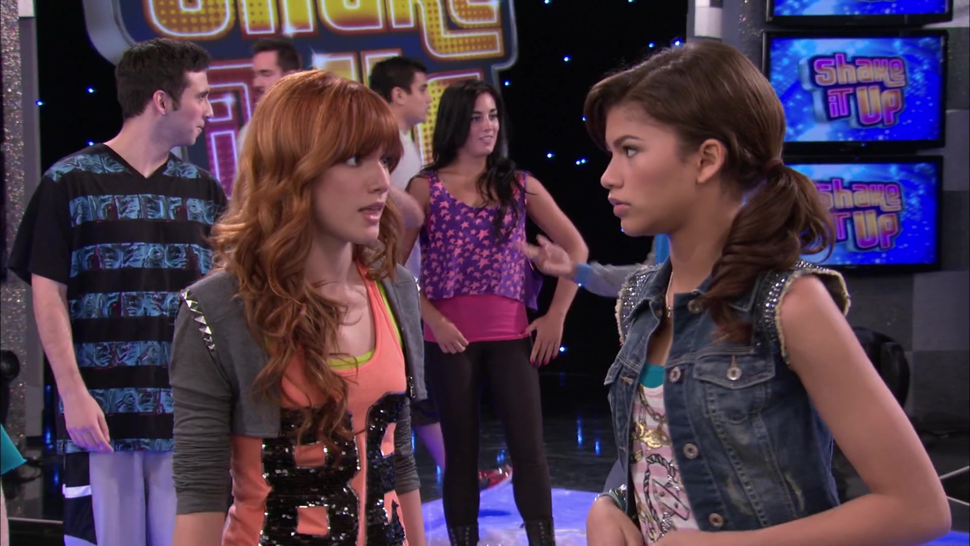 Shake_It_Up_S02E07_Double_Pegasus_It_Up_1080p_BTD_001510.jpg