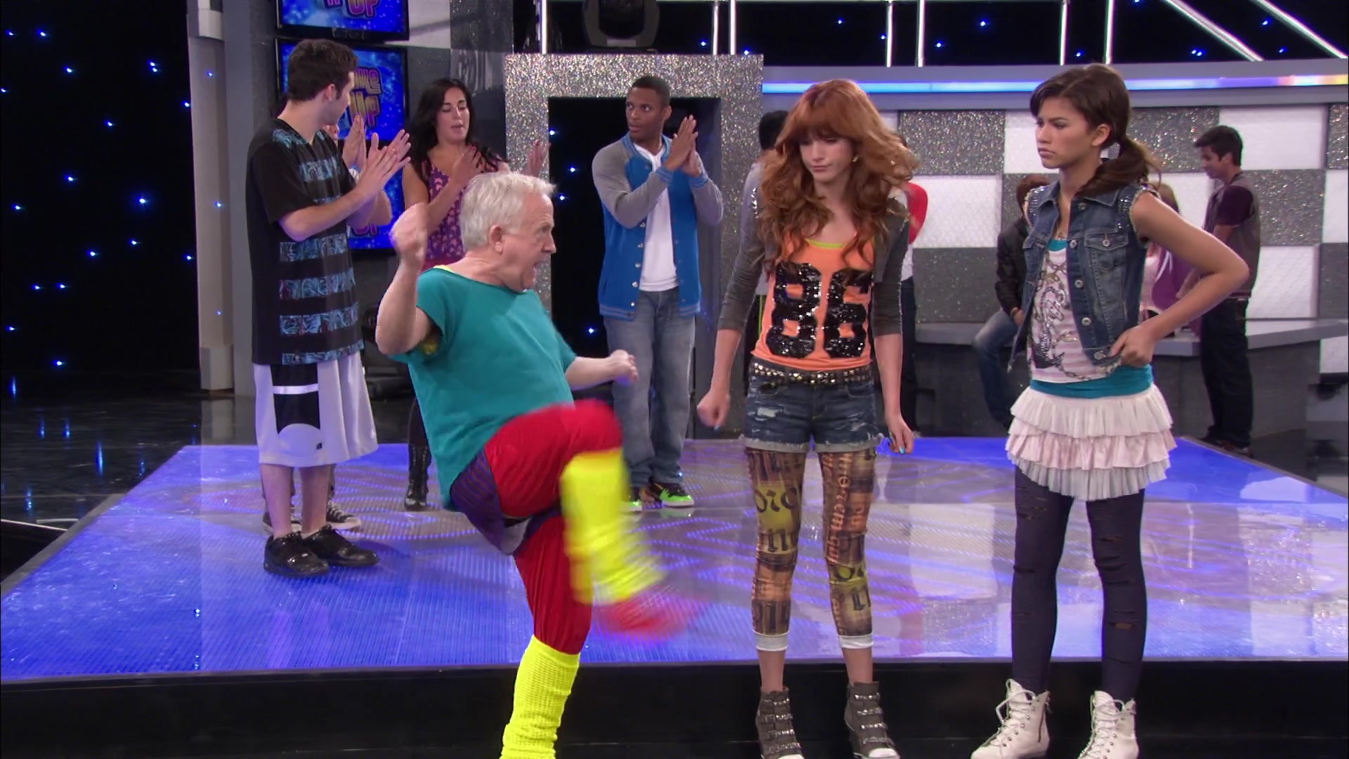 Shake_It_Up_S02E07_Double_Pegasus_It_Up_1080p_BTD_001532.jpg Shake_It_Up_S02E07_Double_Pegasus_It_Up_1080p_BTD_001532.jpg