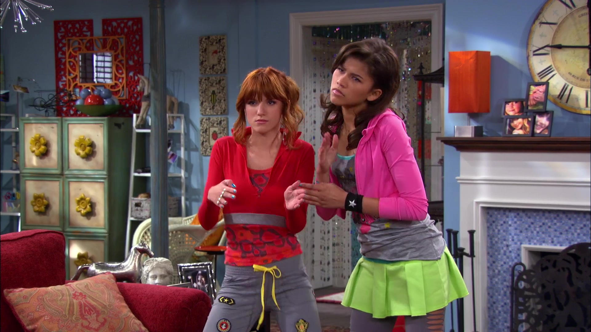Shake_It_Up_S02E07_Double_Pegasus_It_Up_1080p_BTD_002179.jpg