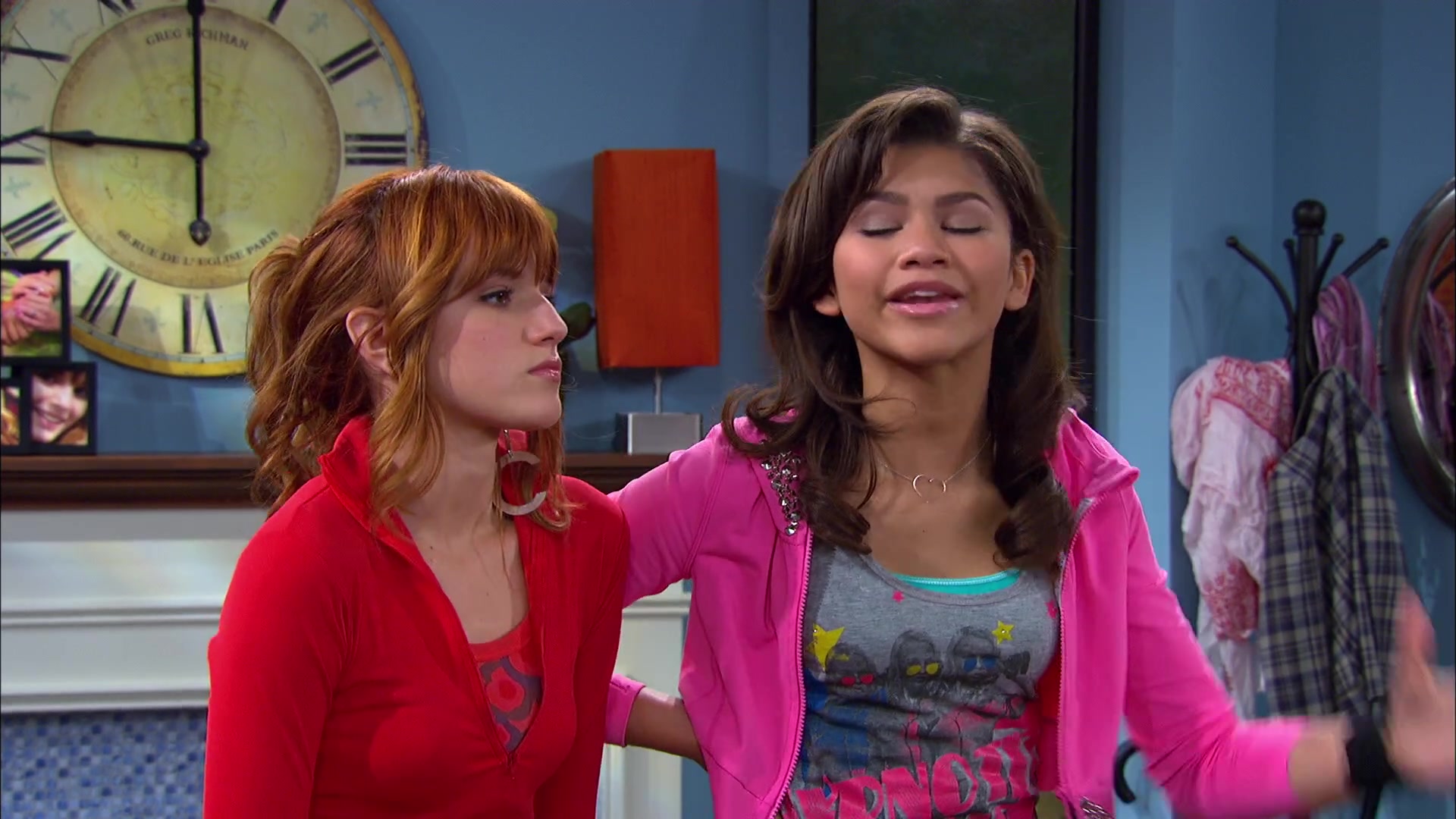 Shake_It_Up_S02E07_Double_Pegasus_It_Up_1080p_BTD_002198.jpg Shake_It_Up_S02E07_Double_Pegasus_It_Up_1080p_BTD_002198.jpg