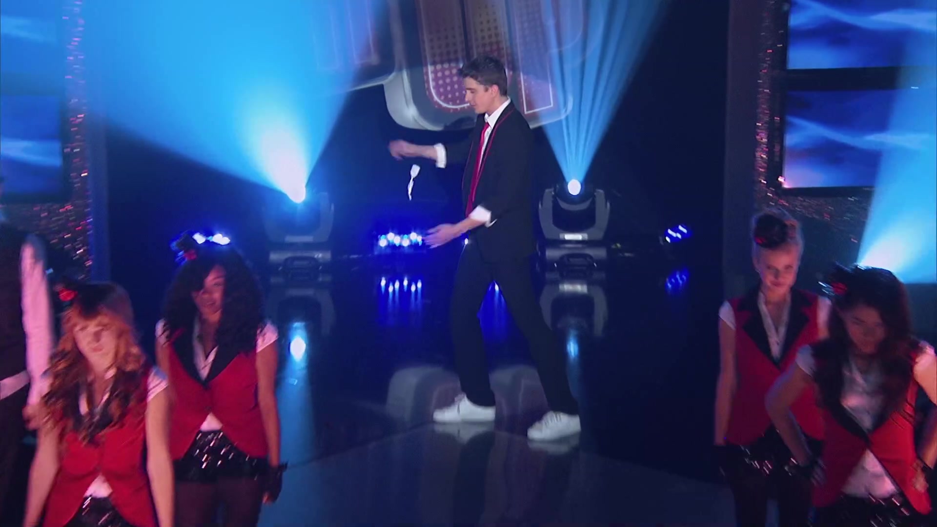 Shake_It_Up_S02E08_Auction_It_Up_1080p_BTD_000116.jpg Shake_It_Up_S02E08_Auction_It_Up_1080p_BTD_000116.jpg