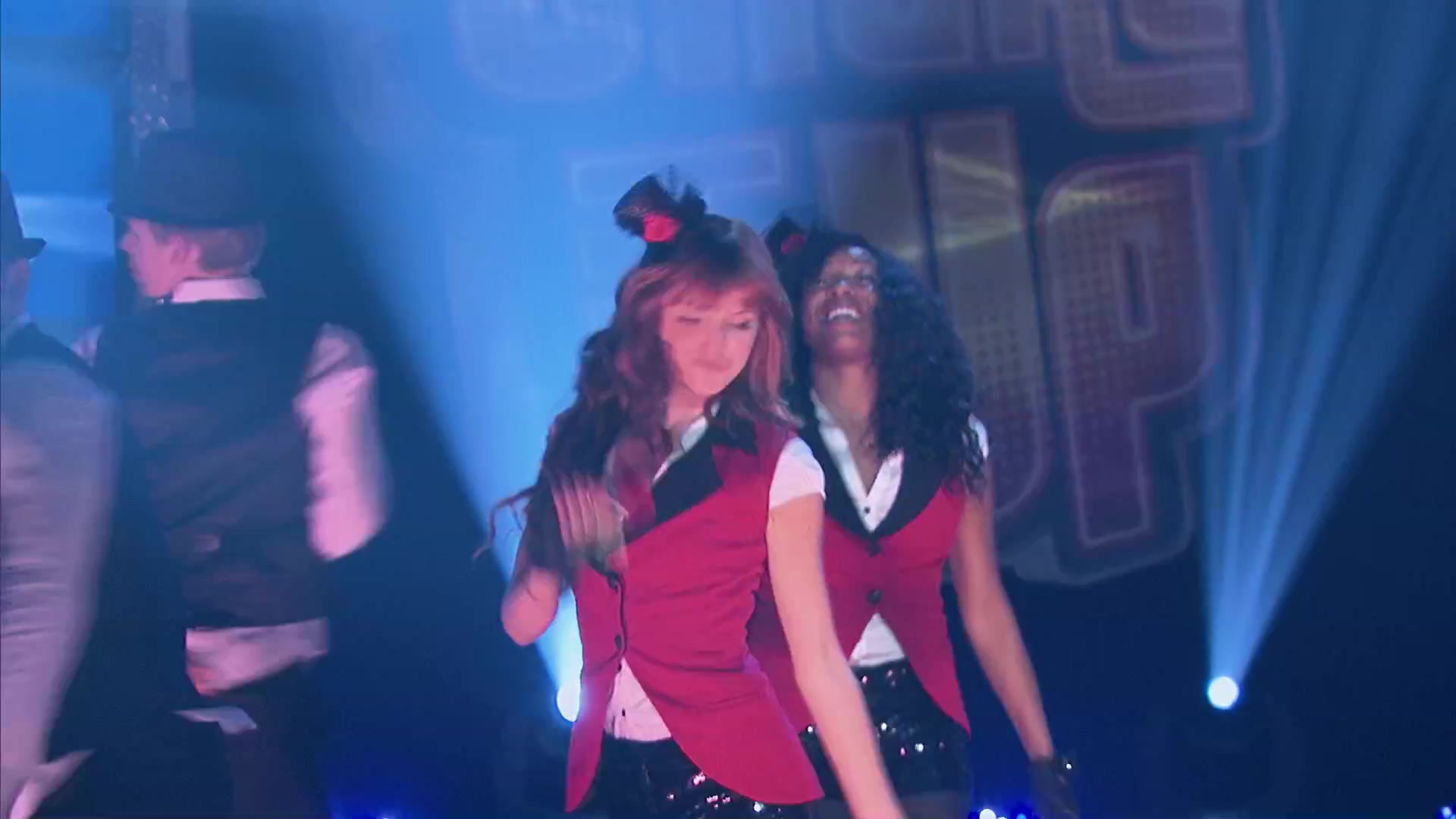 Shake_It_Up_S02E08_Auction_It_Up_1080p_BTD_000154.jpg