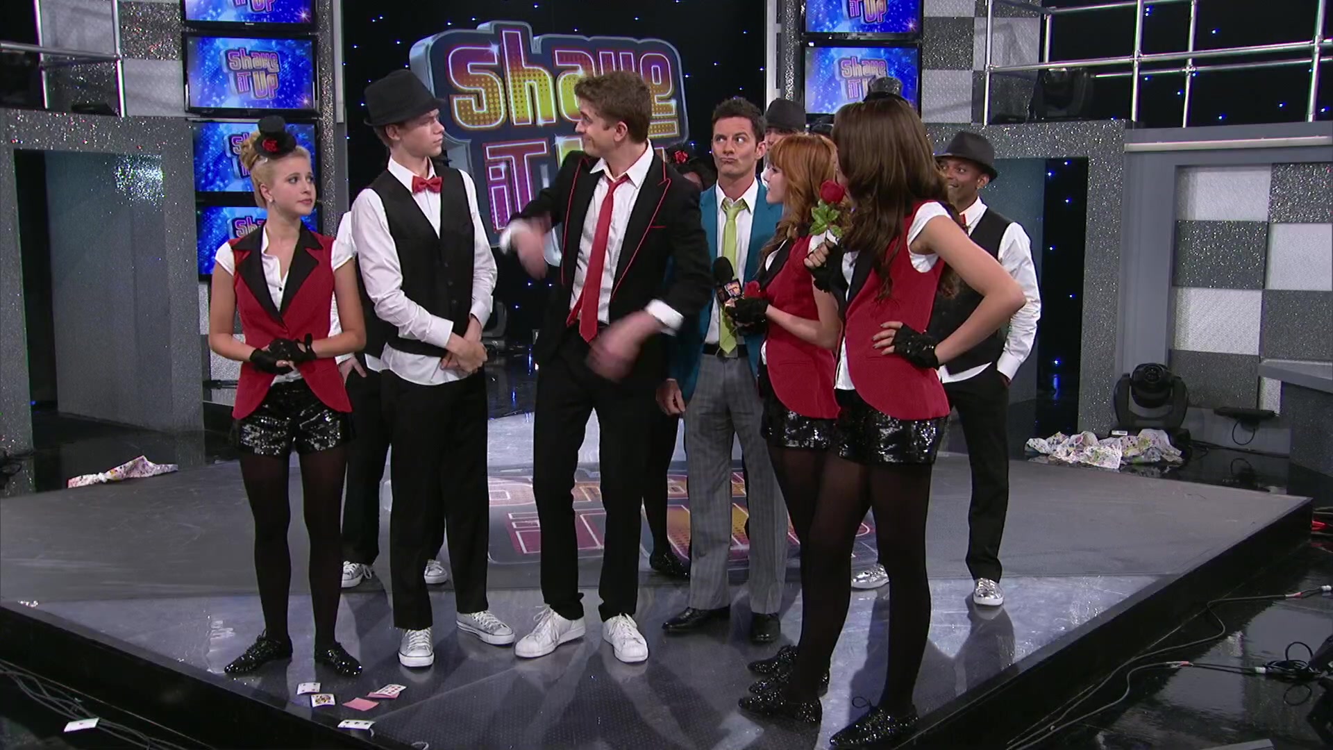 Shake_It_Up_S02E08_Auction_It_Up_1080p_BTD_000245.jpg