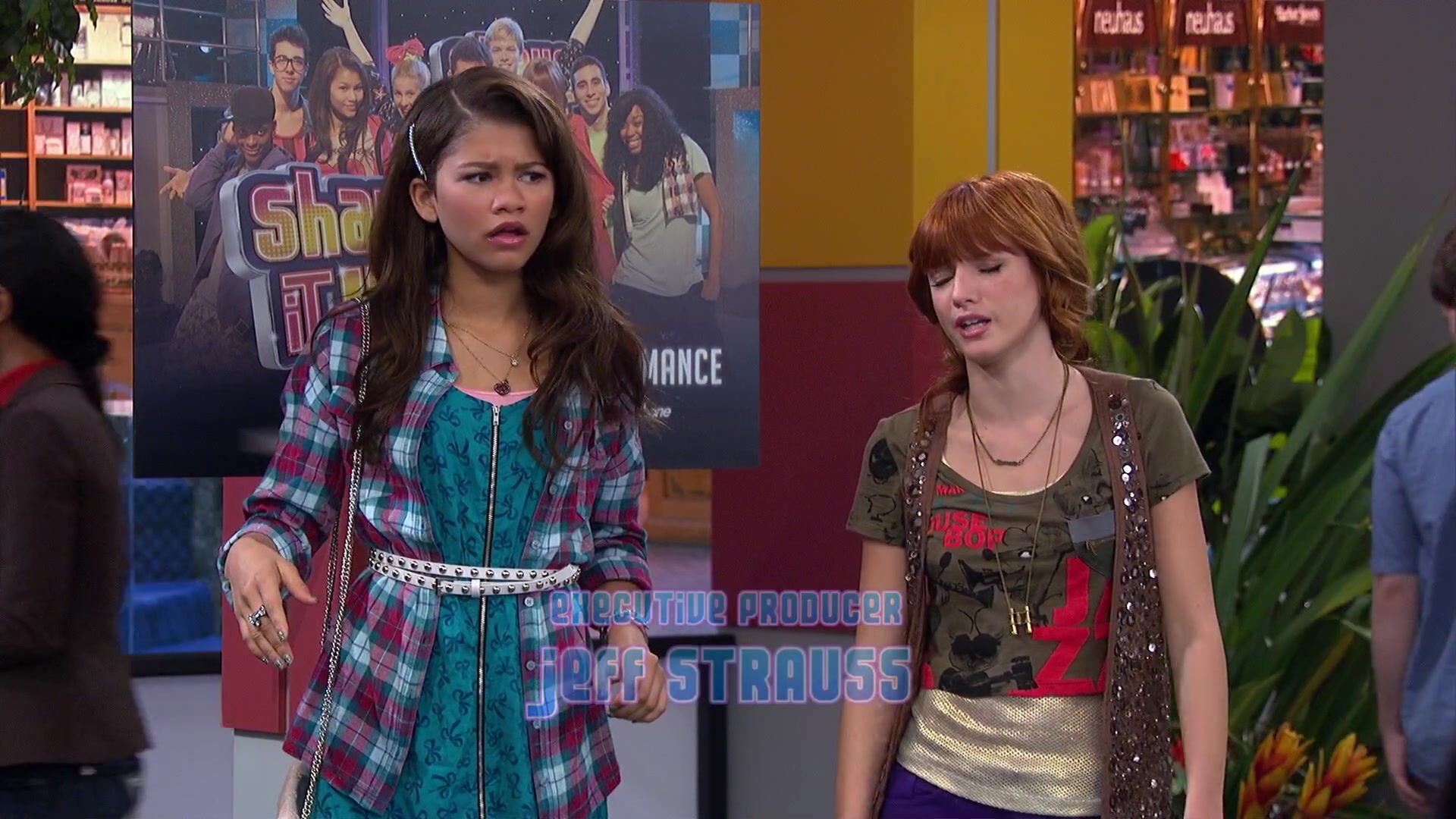 Shake_It_Up_S02E08_Auction_It_Up_1080p_BTD_000413.jpg