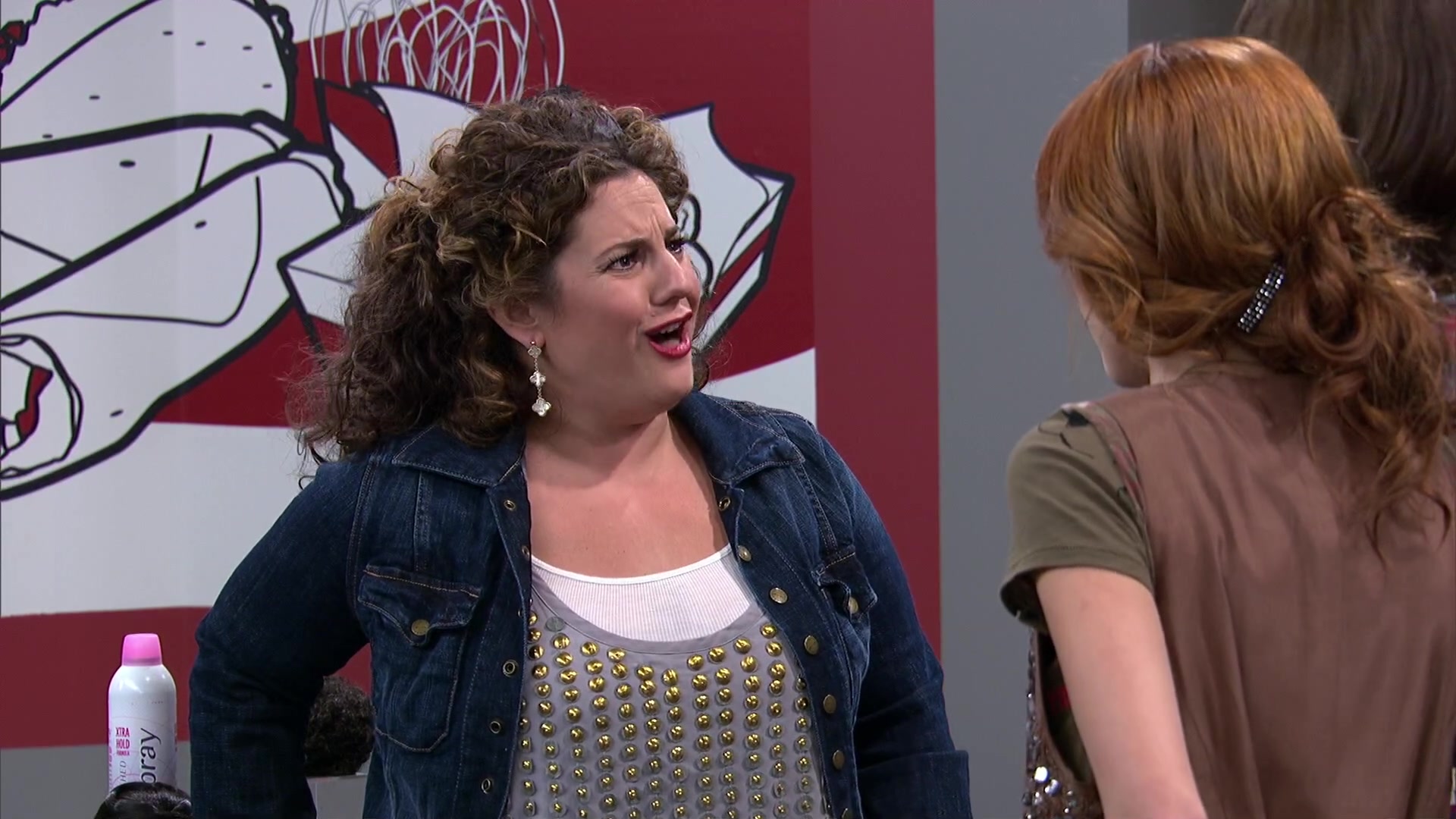 Shake_It_Up_S02E08_Auction_It_Up_1080p_BTD_000511.jpg