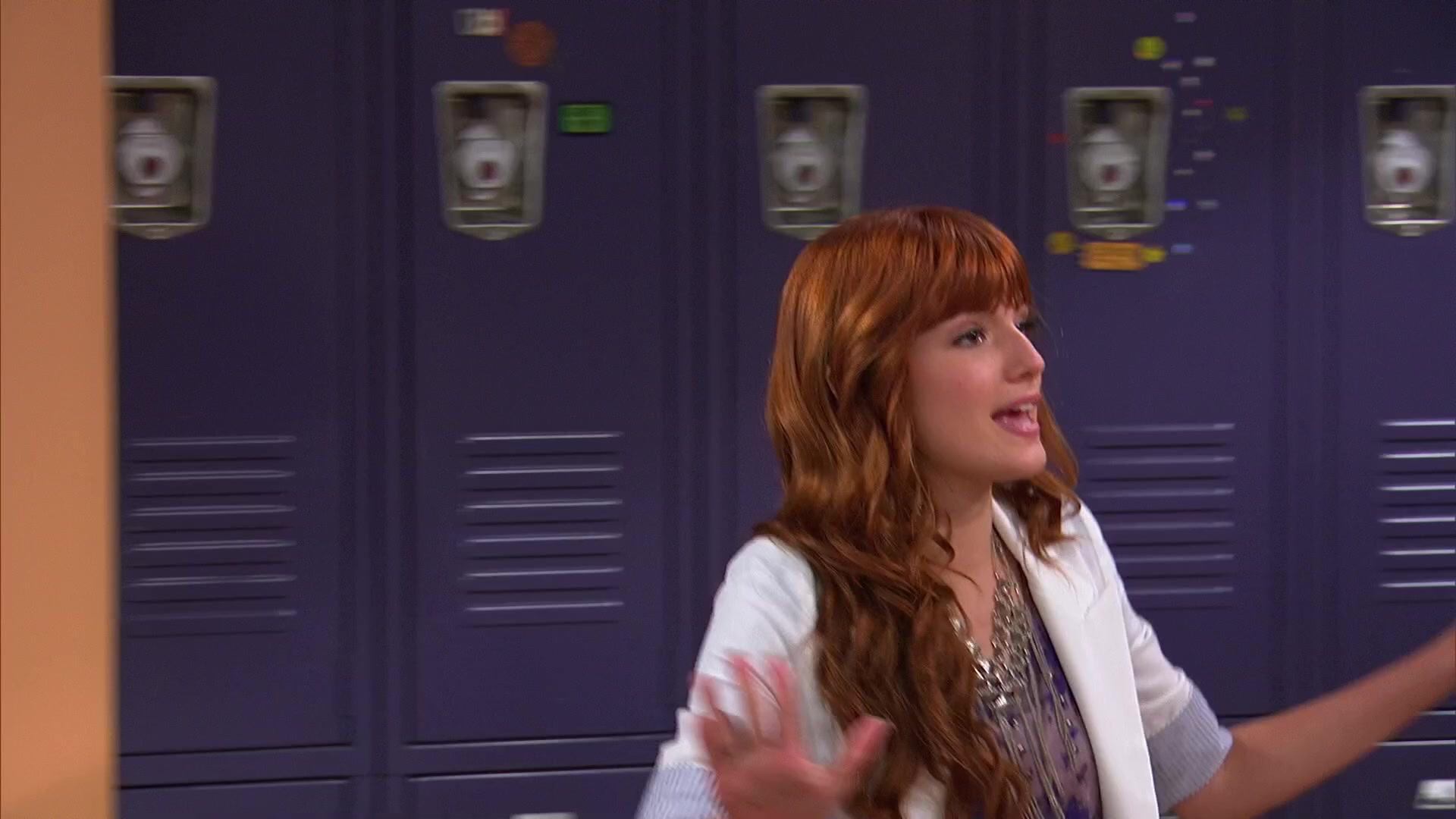 Shake_It_Up_S02E08_Auction_It_Up_1080p_BTD_001000.jpg Shake_It_Up_S02E08_Auction_It_Up_1080p_BTD_001000.jpg
