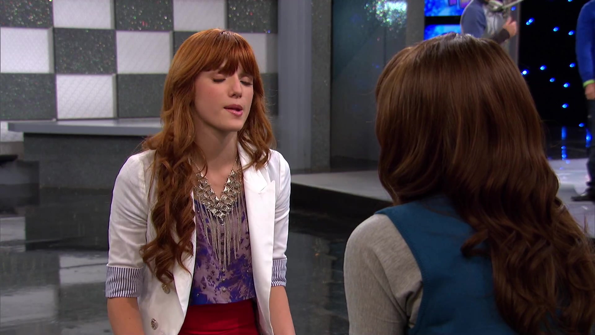 Shake_It_Up_S02E08_Auction_It_Up_1080p_BTD_001435.jpg Shake_It_Up_S02E08_Auction_It_Up_1080p_BTD_001435.jpg