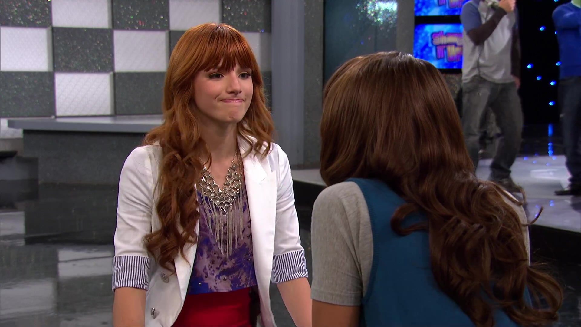 Shake_It_Up_S02E08_Auction_It_Up_1080p_BTD_001455.jpg Shake_It_Up_S02E08_Auction_It_Up_1080p_BTD_001455.jpg
