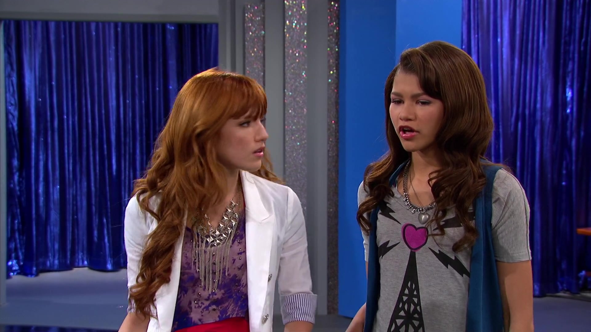 Shake_It_Up_S02E08_Auction_It_Up_1080p_BTD_001514.jpg Shake_It_Up_S02E08_Auction_It_Up_1080p_BTD_001514.jpg