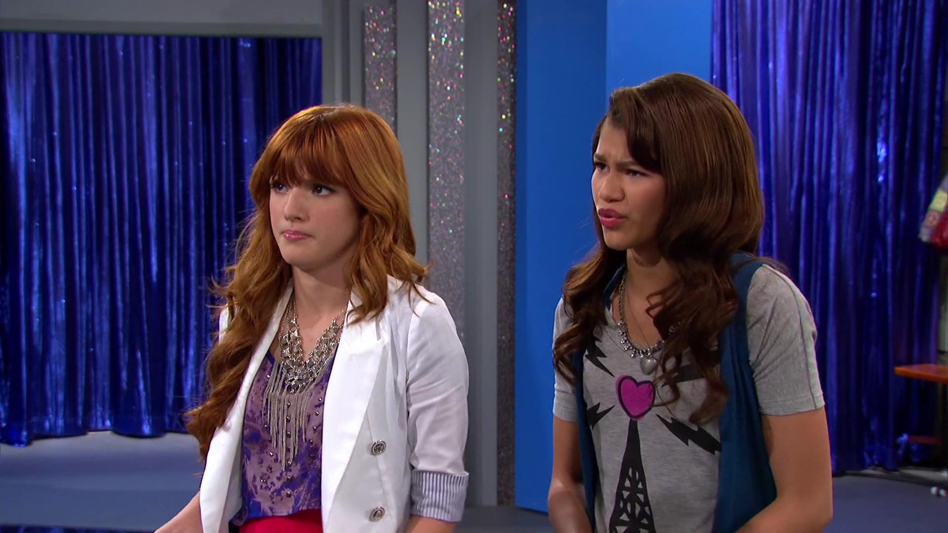Shake_It_Up_S02E08_Auction_It_Up_1080p_BTD_001518.jpg Shake_It_Up_S02E08_Auction_It_Up_1080p_BTD_001518.jpg
