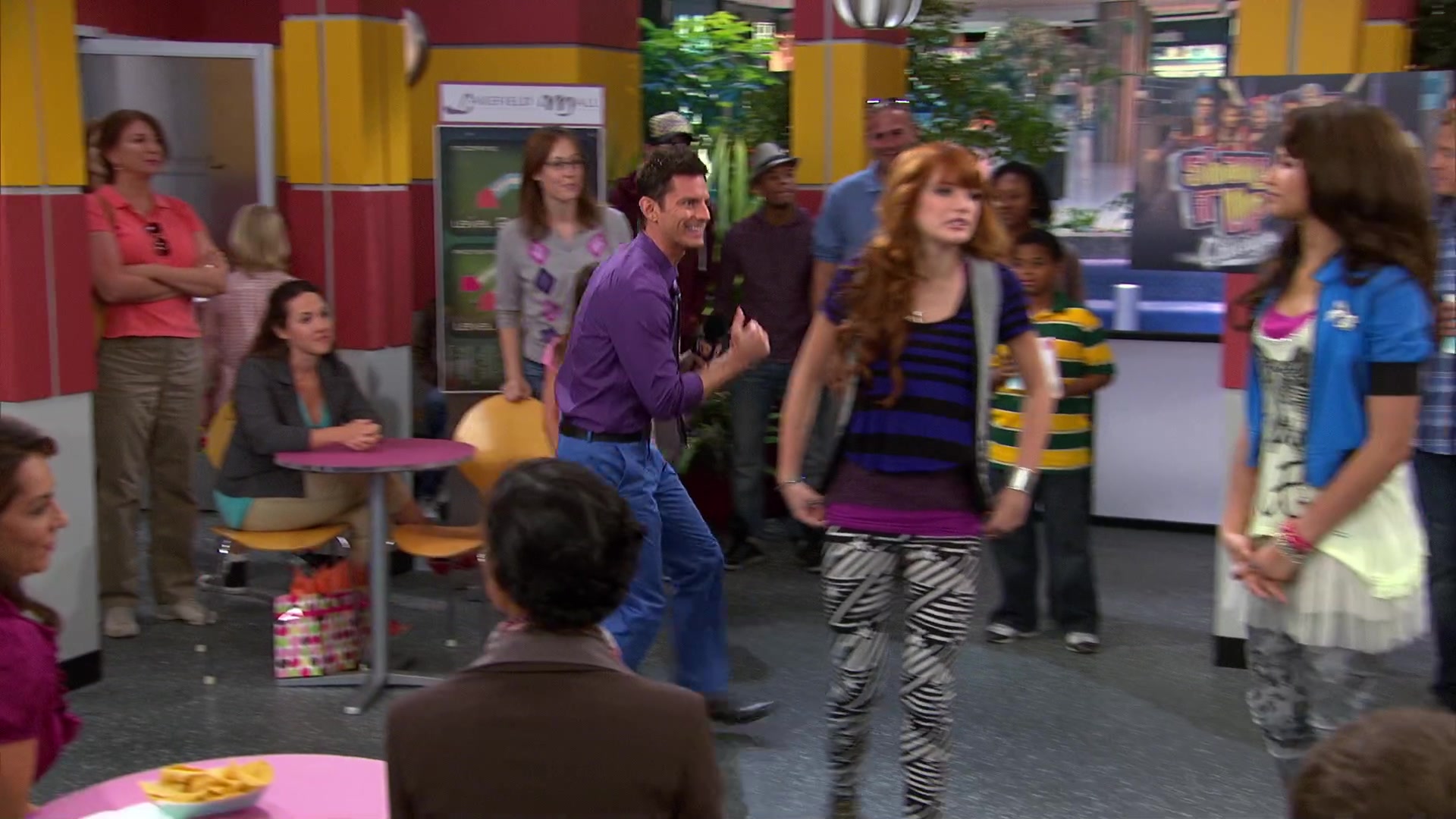 Shake_It_Up_S02E08_Auction_It_Up_1080p_BTD_001676.jpg Shake_It_Up_S02E08_Auction_It_Up_1080p_BTD_001676.jpg