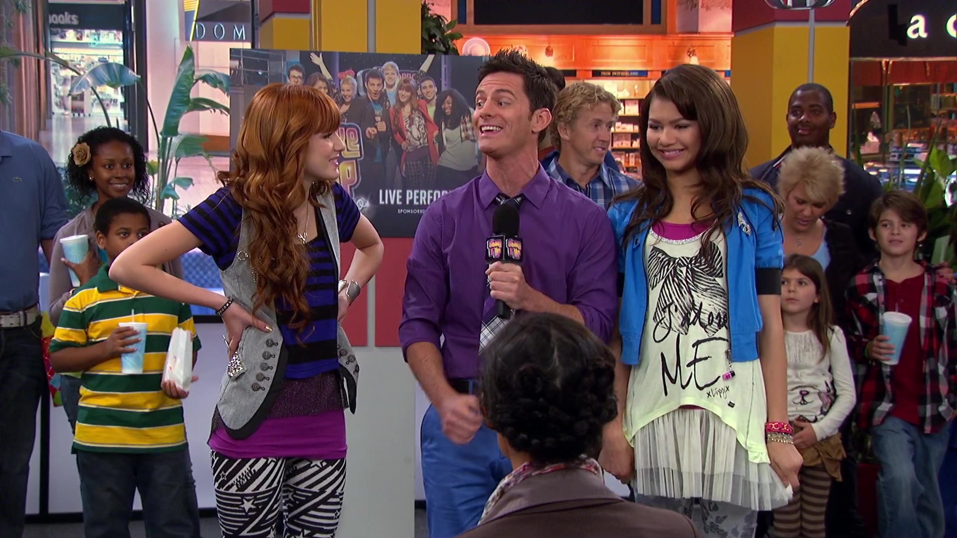 Shake_It_Up_S02E08_Auction_It_Up_1080p_BTD_001686.jpg Shake_It_Up_S02E08_Auction_It_Up_1080p_BTD_001686.jpg