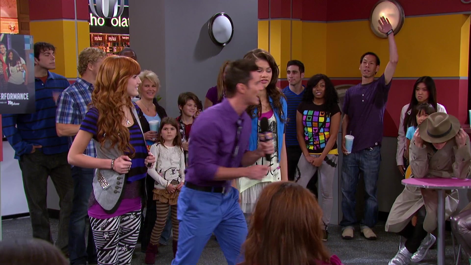 Shake_It_Up_S02E08_Auction_It_Up_1080p_BTD_001769.jpg
