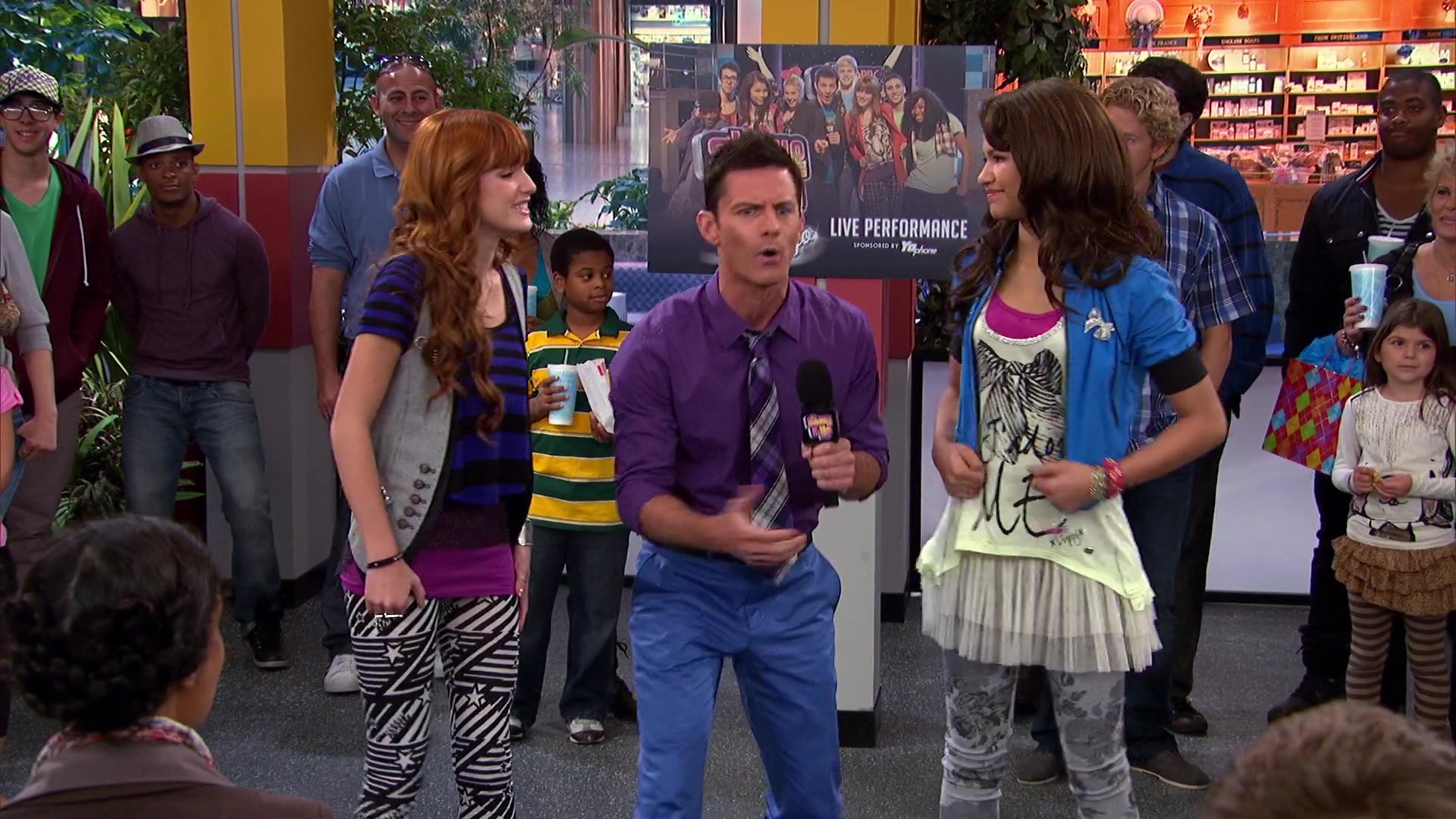 Shake_It_Up_S02E08_Auction_It_Up_1080p_BTD_001787.jpg